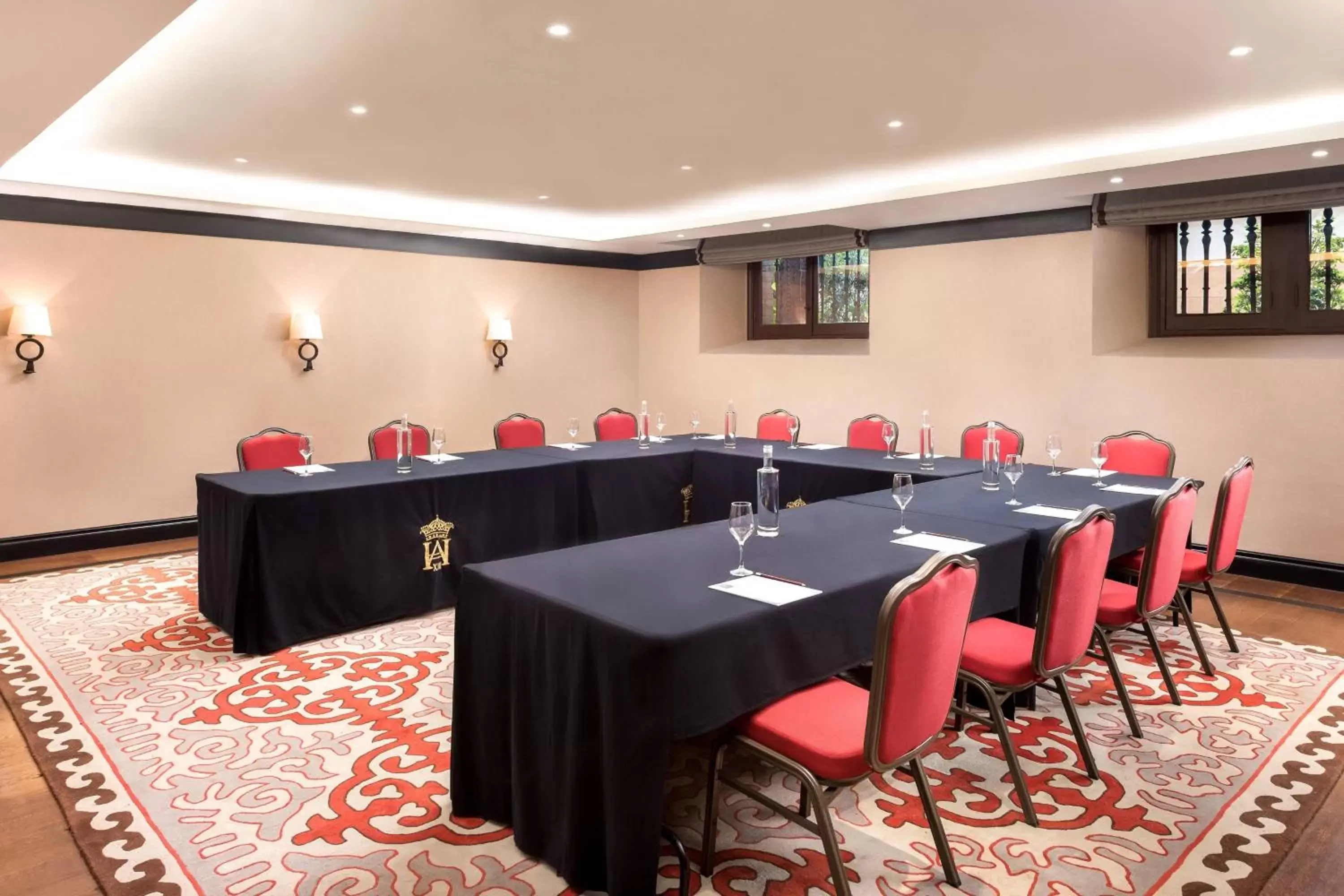 Meeting/conference room in Hotel Alfonso XIII, a Luxury Collection Hotel, Seville