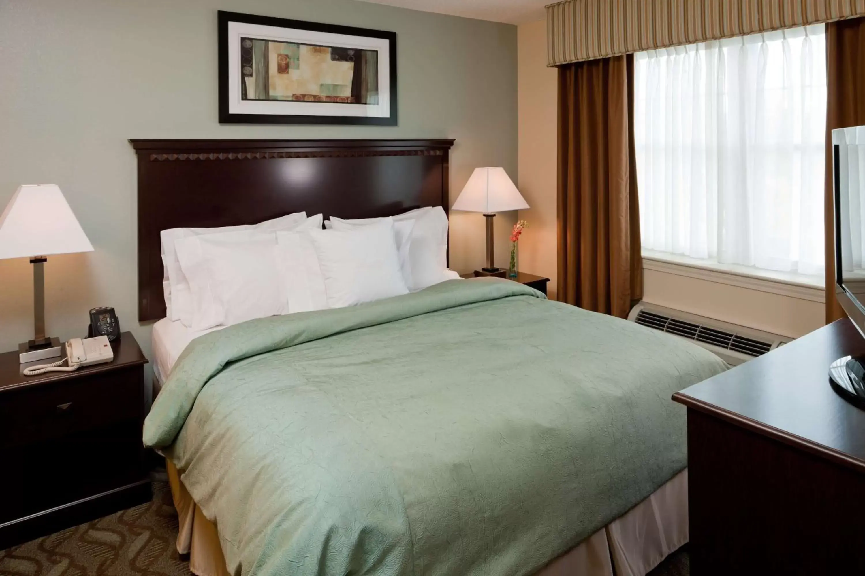 Bed in Homewood Suites by Hilton Boston/Andover