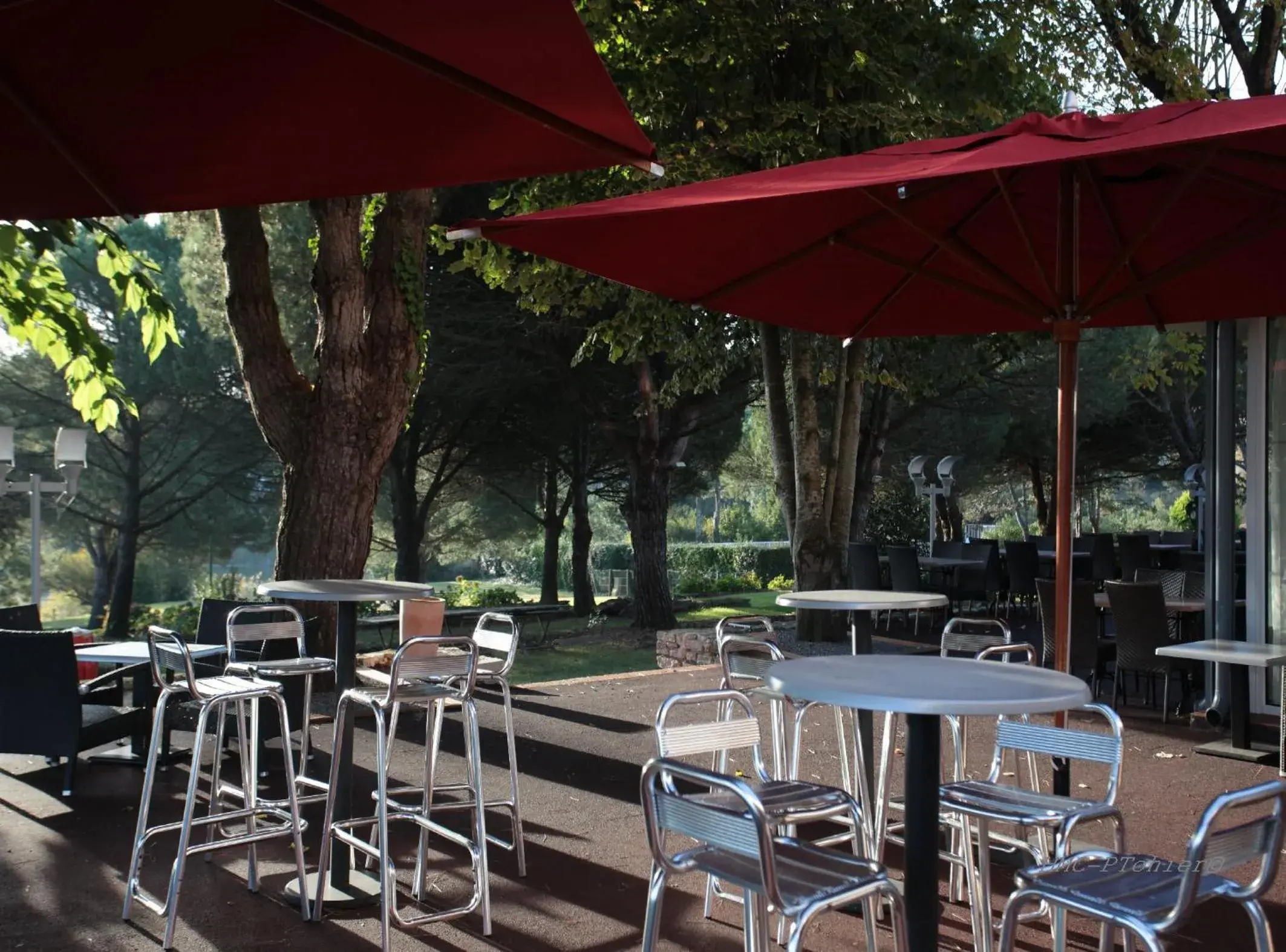Patio, Restaurant/Places to Eat in Hotel de Chiberta et du Golf