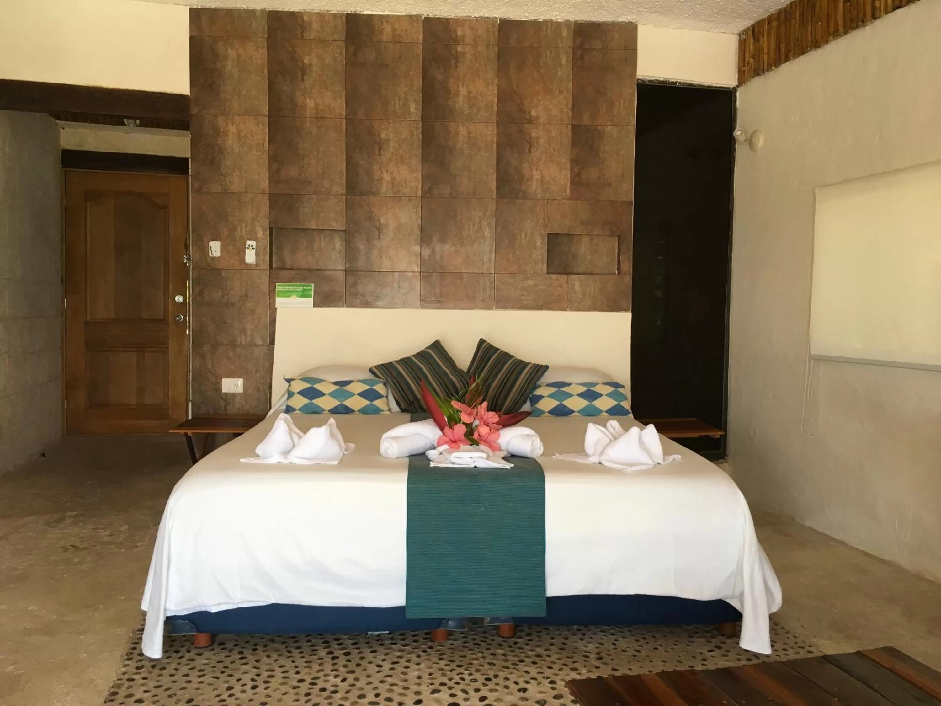 Bedroom, Bed in Maria's Kan Kin