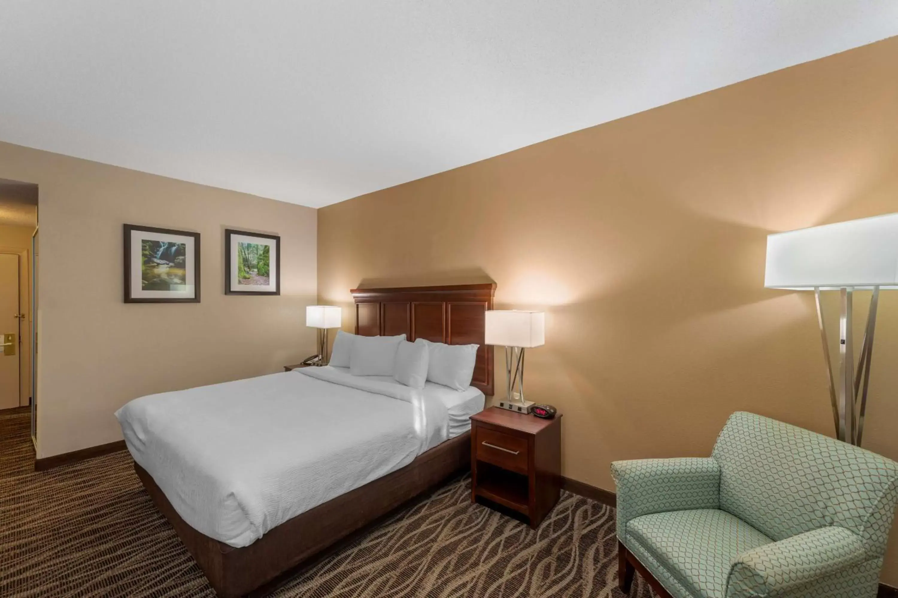 Other, Bed in Best Western Plus Russellville Hotel & Suites