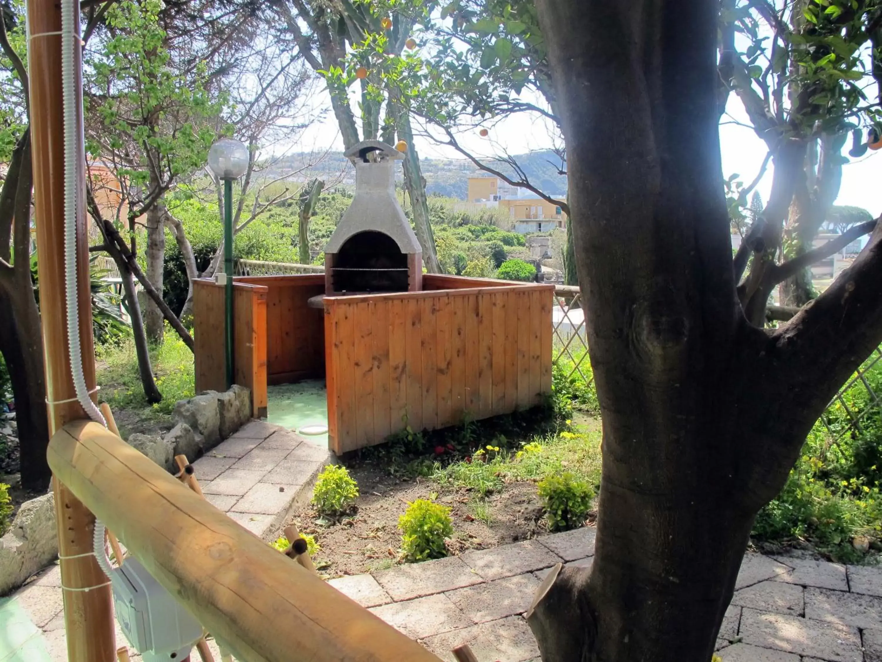 BBQ Facilities in Aparthotel Villa Marinù