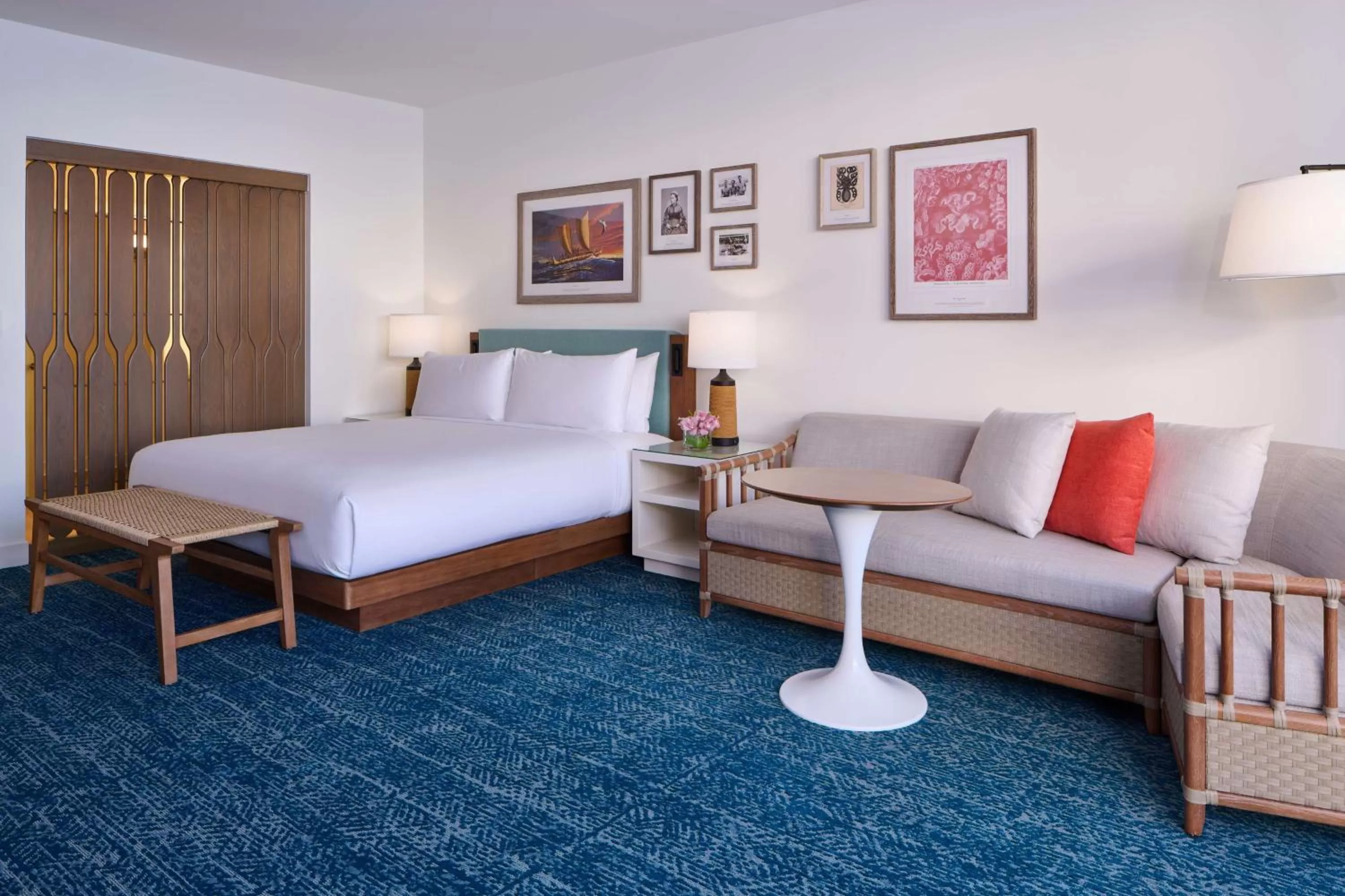 Bedroom, Bed in OUTRIGGER Reef Waikiki Beach Resort