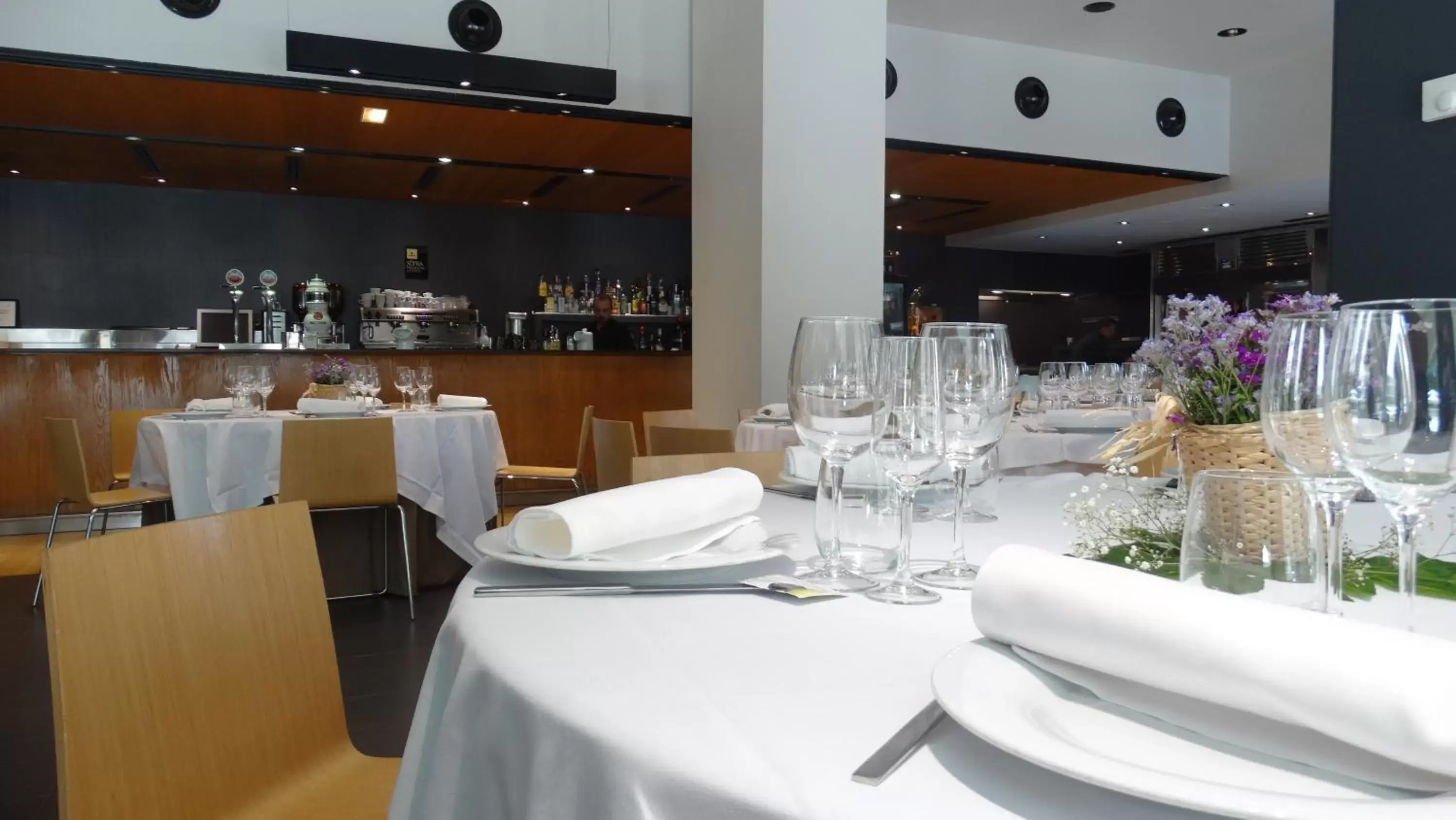 Restaurant/Places to Eat in Hotel Blu Puerta de Almansa