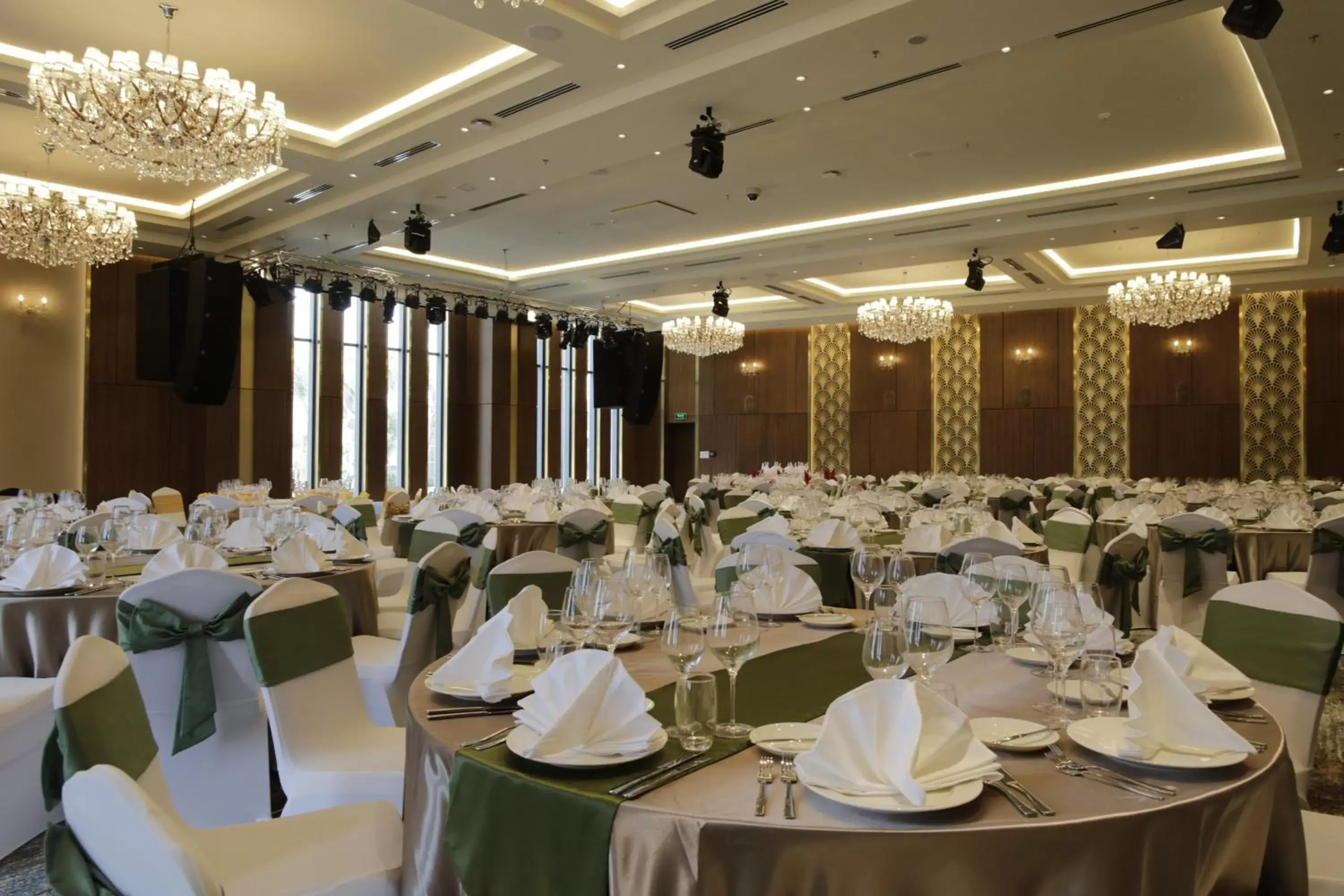 Banquet/Function facilities, Banquet Facilities in Wyndham Grand KN Paradise Cam Ranh