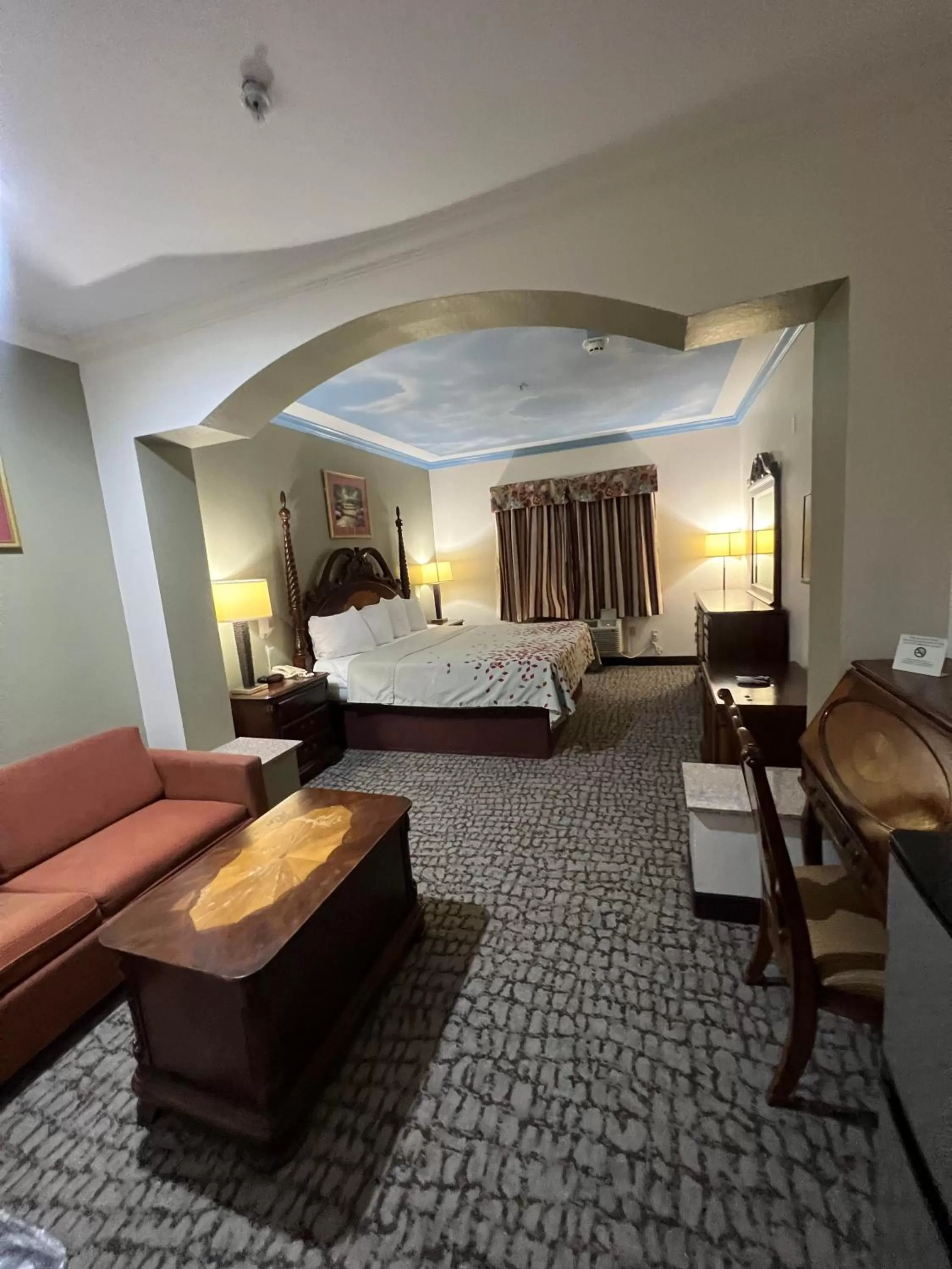 Seating Area in Crystal Suites