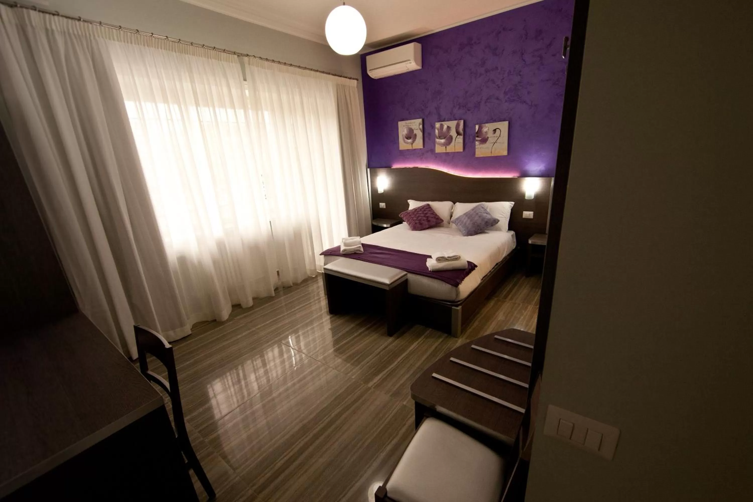 Decorative detail, Bed in Star of Rome