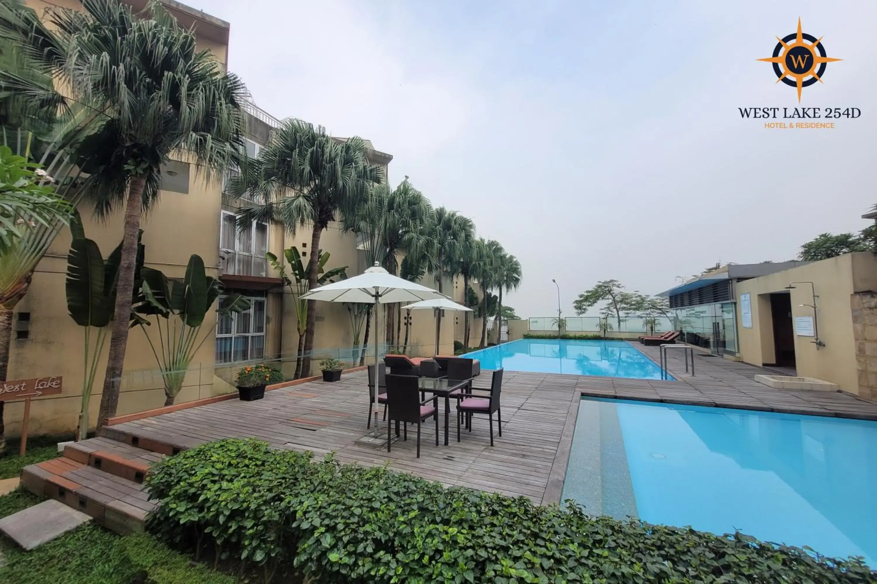 Swimming Pool in West Lake 254D Hotel & Residence