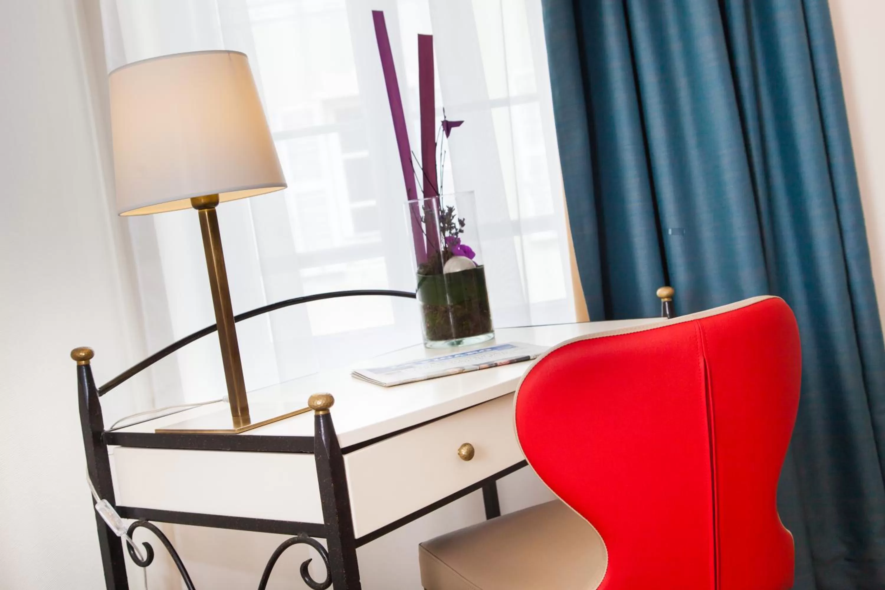 Decorative detail in Best Western Hôtel de France