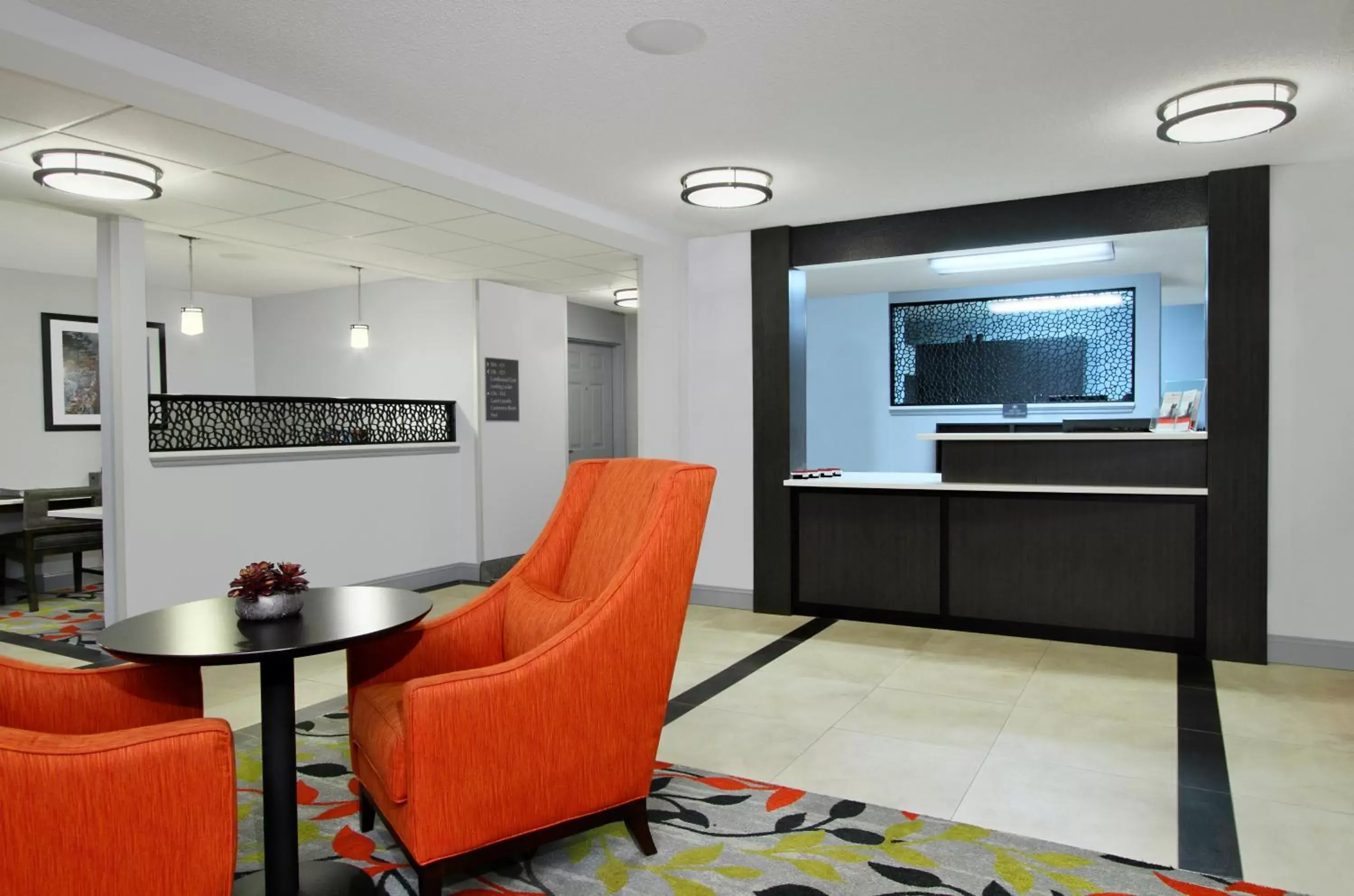 Lobby or reception in Candlewood Suites Rogers-Bentonville, an IHG Hotel