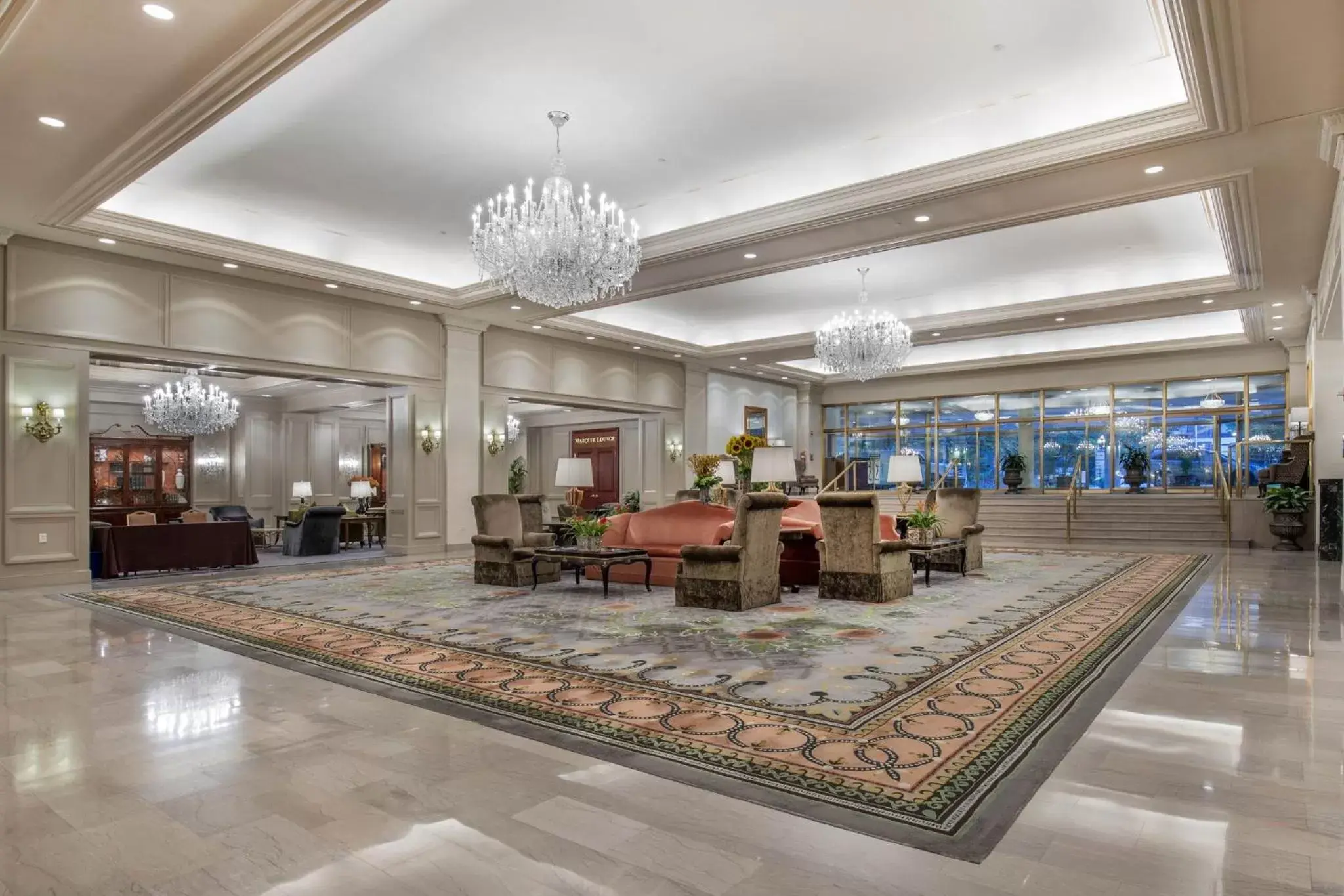 Lobby or reception in Omni Shoreham Hotel