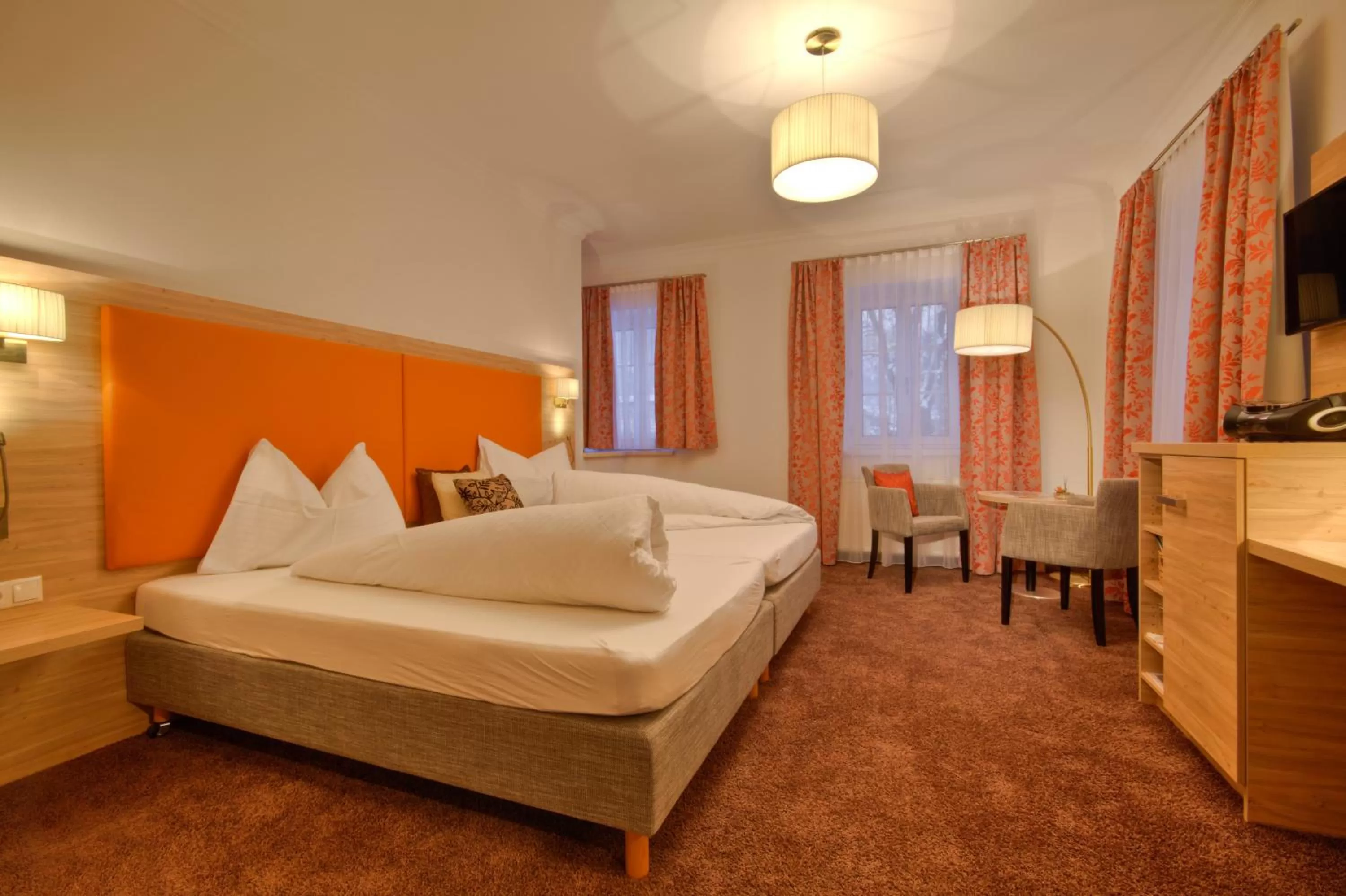 Photo of the whole room, Bed in Wohlfühlhotel Goiserer Mühle