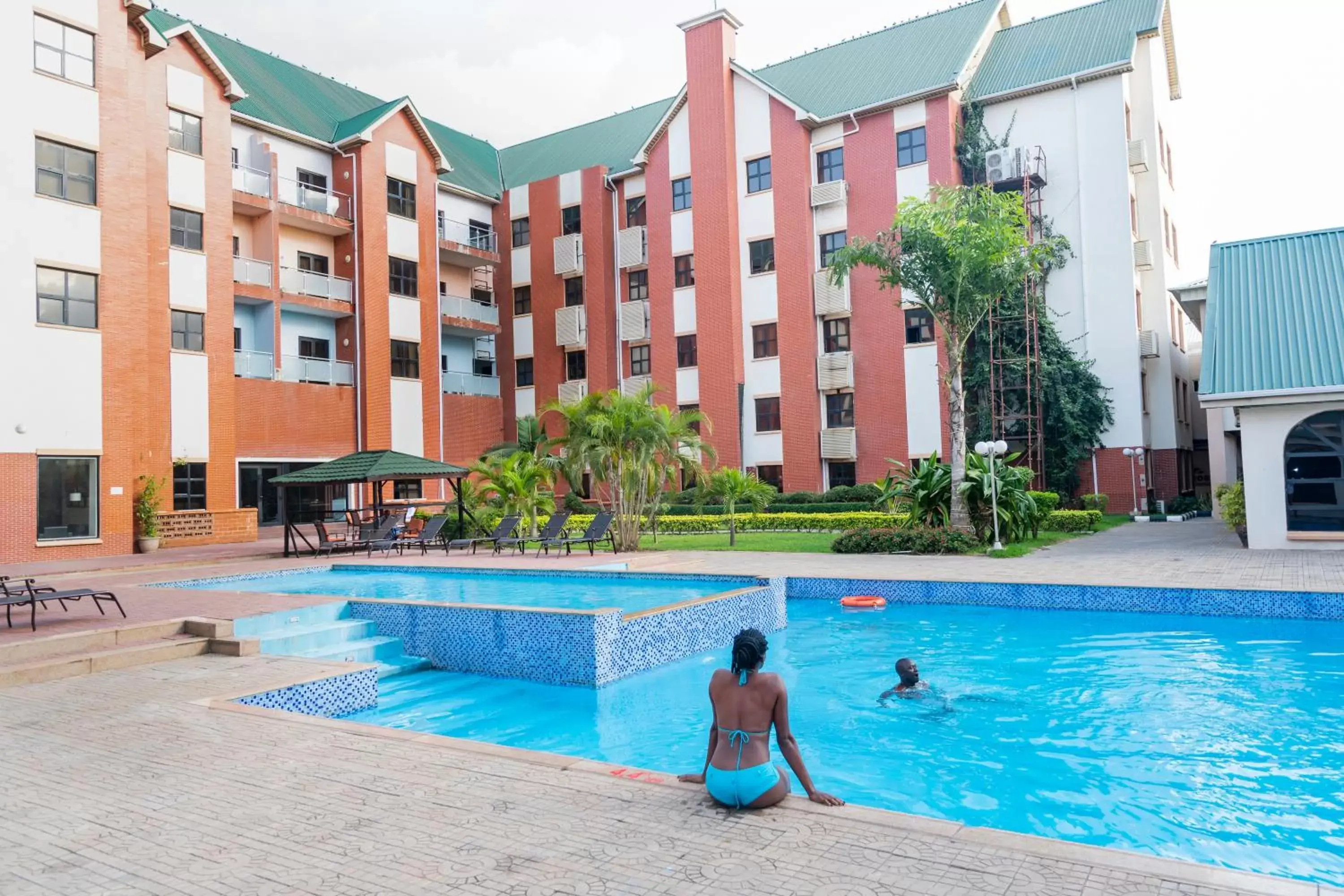 Swimming pool in Hawthorn Suites by Wyndham Abuja Swimming pool in Hawthorn Suites by Wyndham Abuja