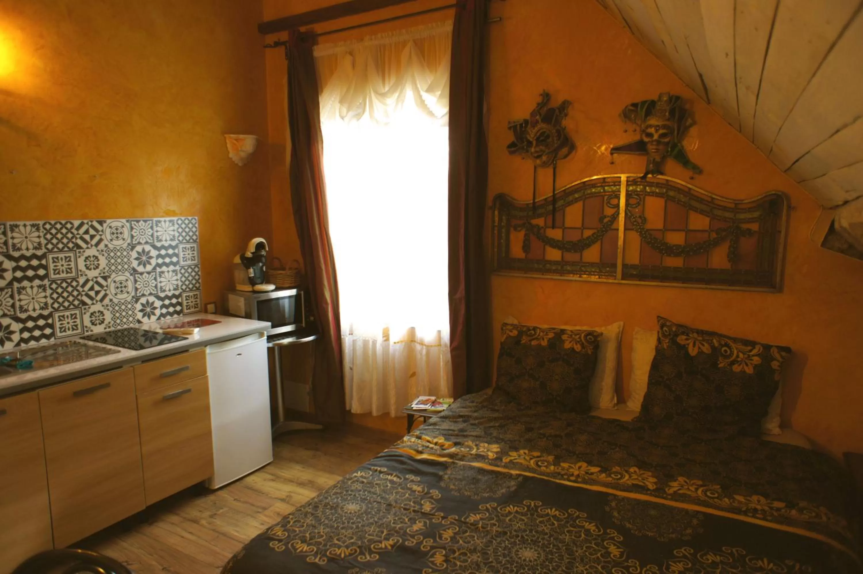 Bedroom in Aux Logis de la Solre