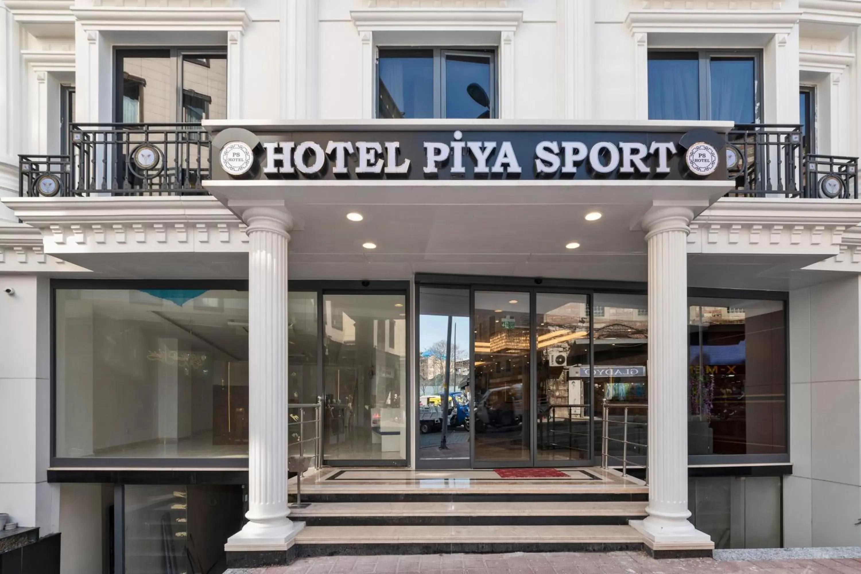 Property building in Piya Sport Hotel