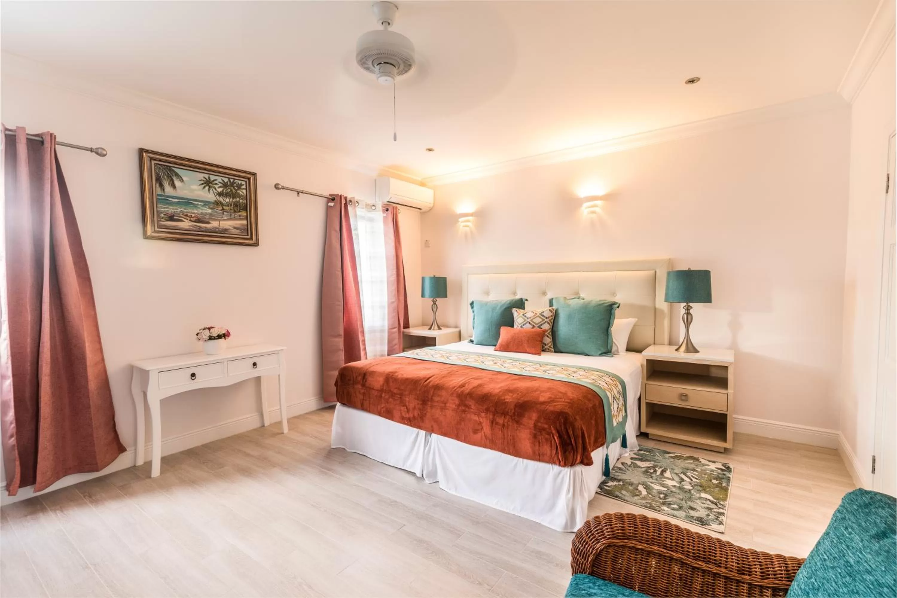 Bed in Bay Gardens Beach Resort & Spa