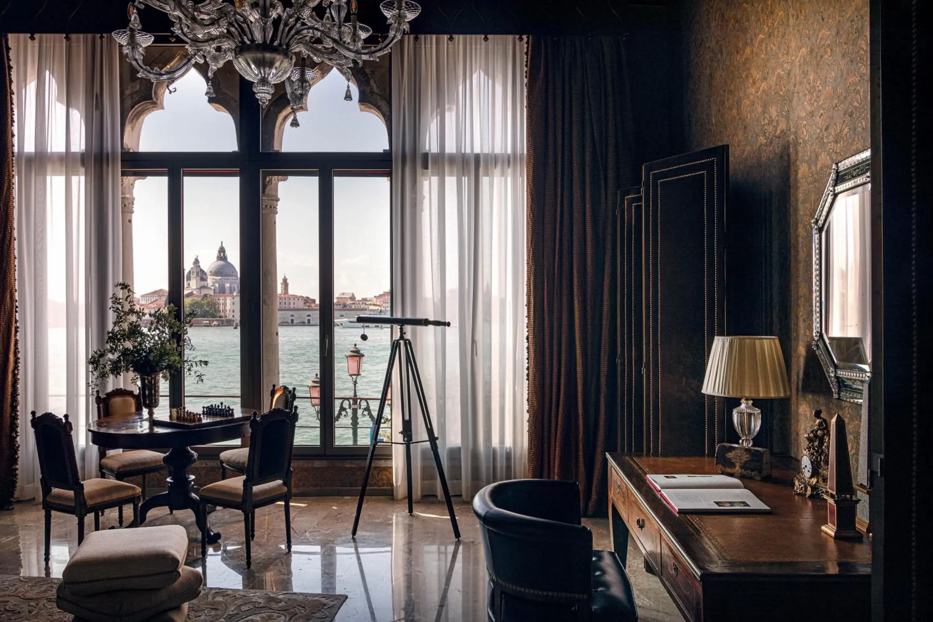 Living room, Restaurant/Places to Eat in Hotel Cipriani, A Belmond Hotel, Venice