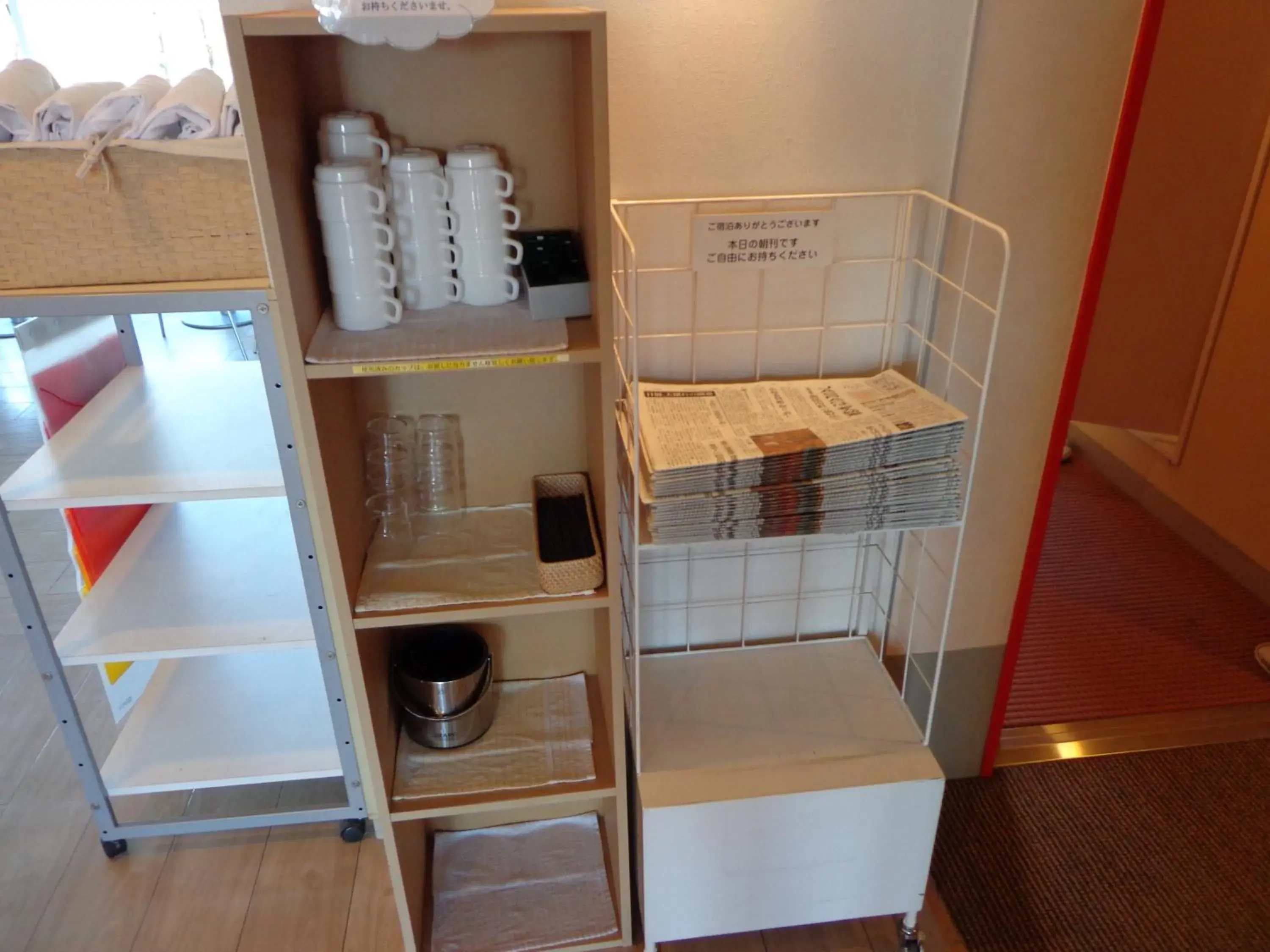 Coffee/tea facilities, Kitchen/Kitchenette in Smile Hotel Sendai Izumi Ic