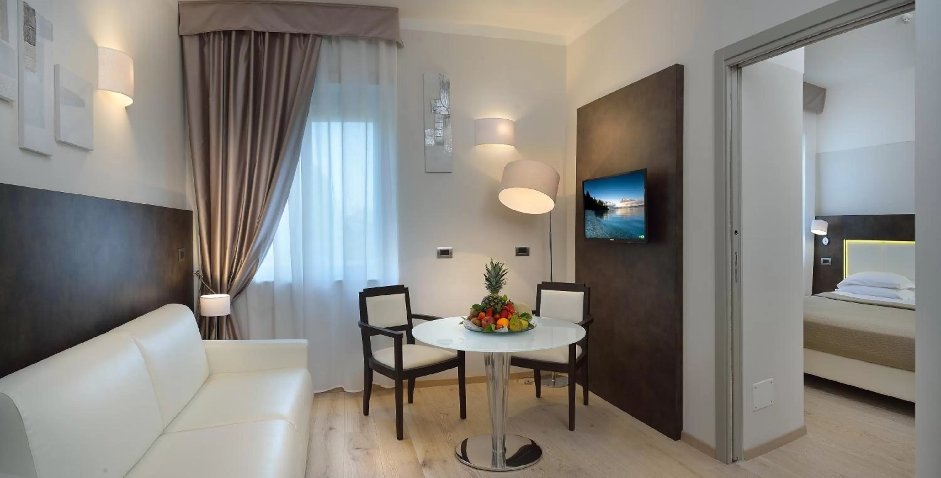 Photo of the whole room, Bed in Hotel Bologna Airport