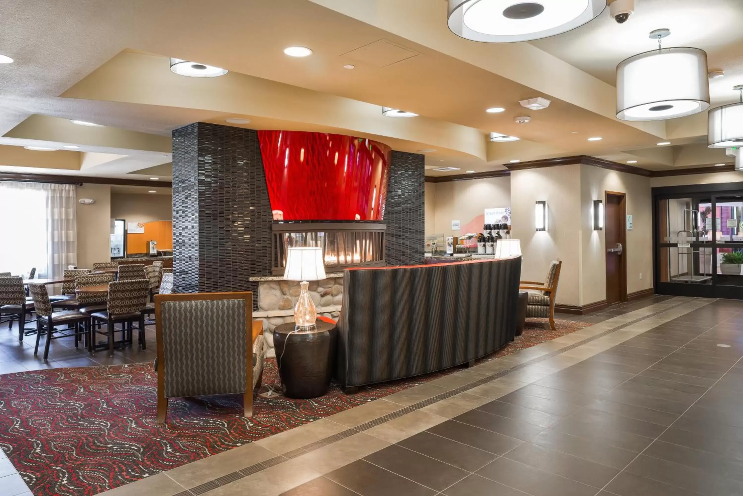 Property building, Lobby/Reception in Holiday Inn Express Redwood National Park, an IHG Hotel