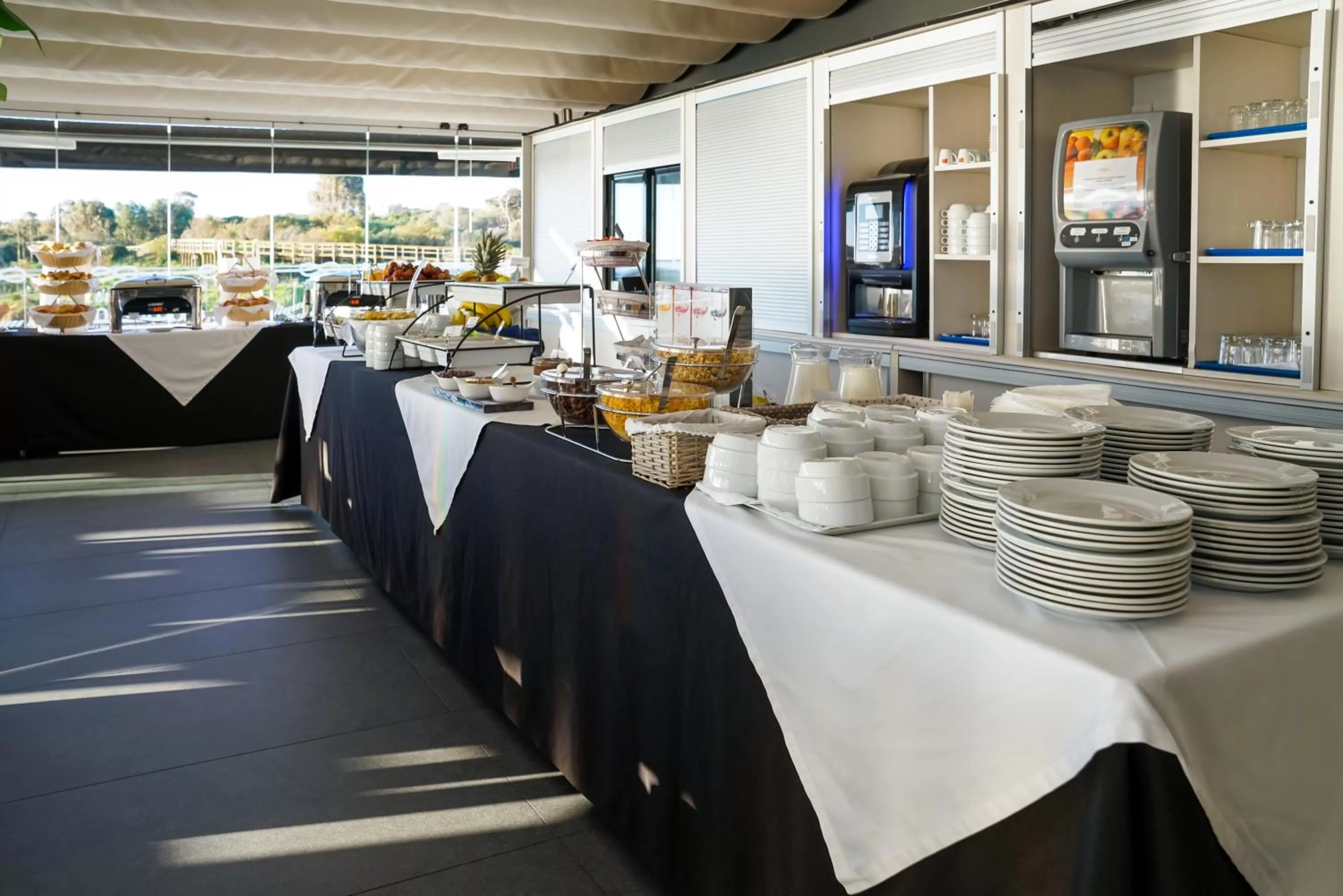 Breakfast in Carvi Beach Hotel