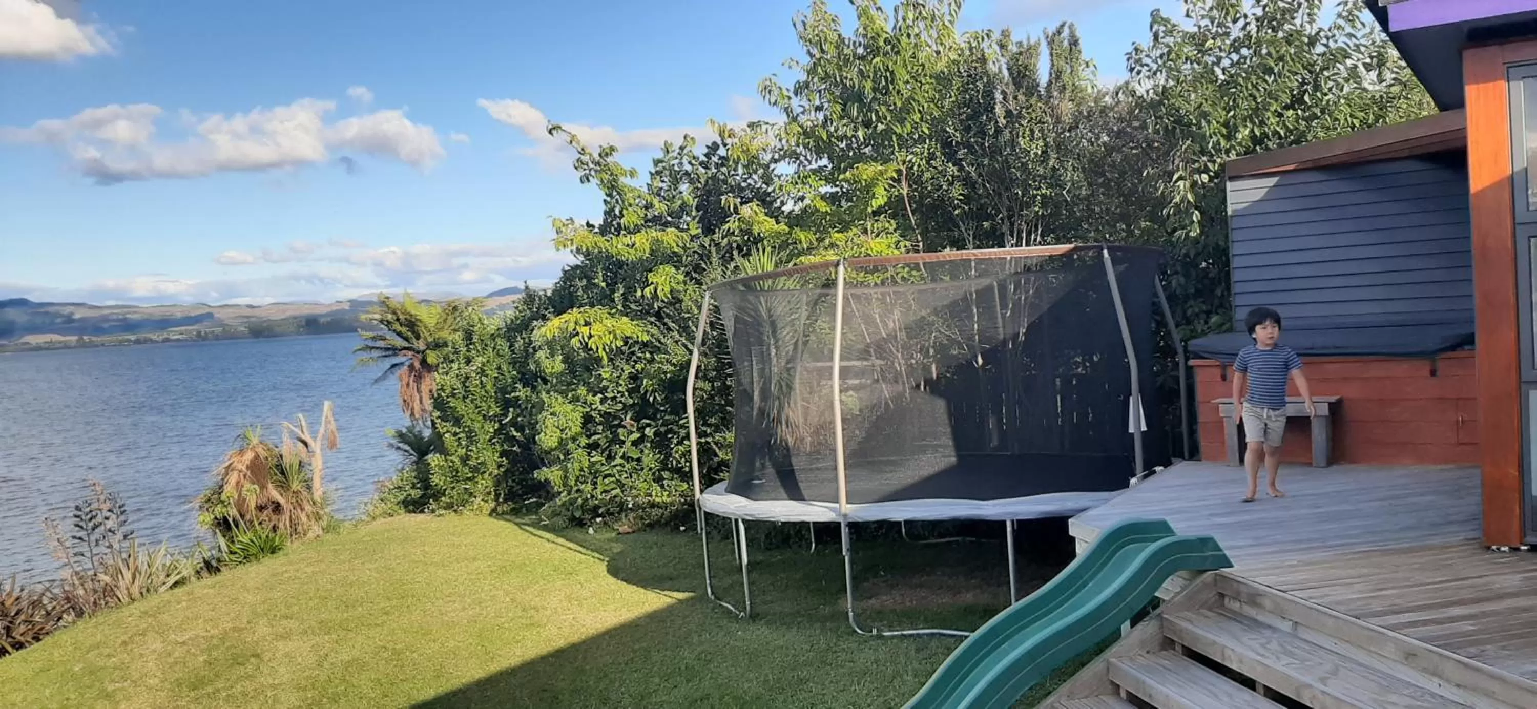 Koutu Beach Bed and Breakfast