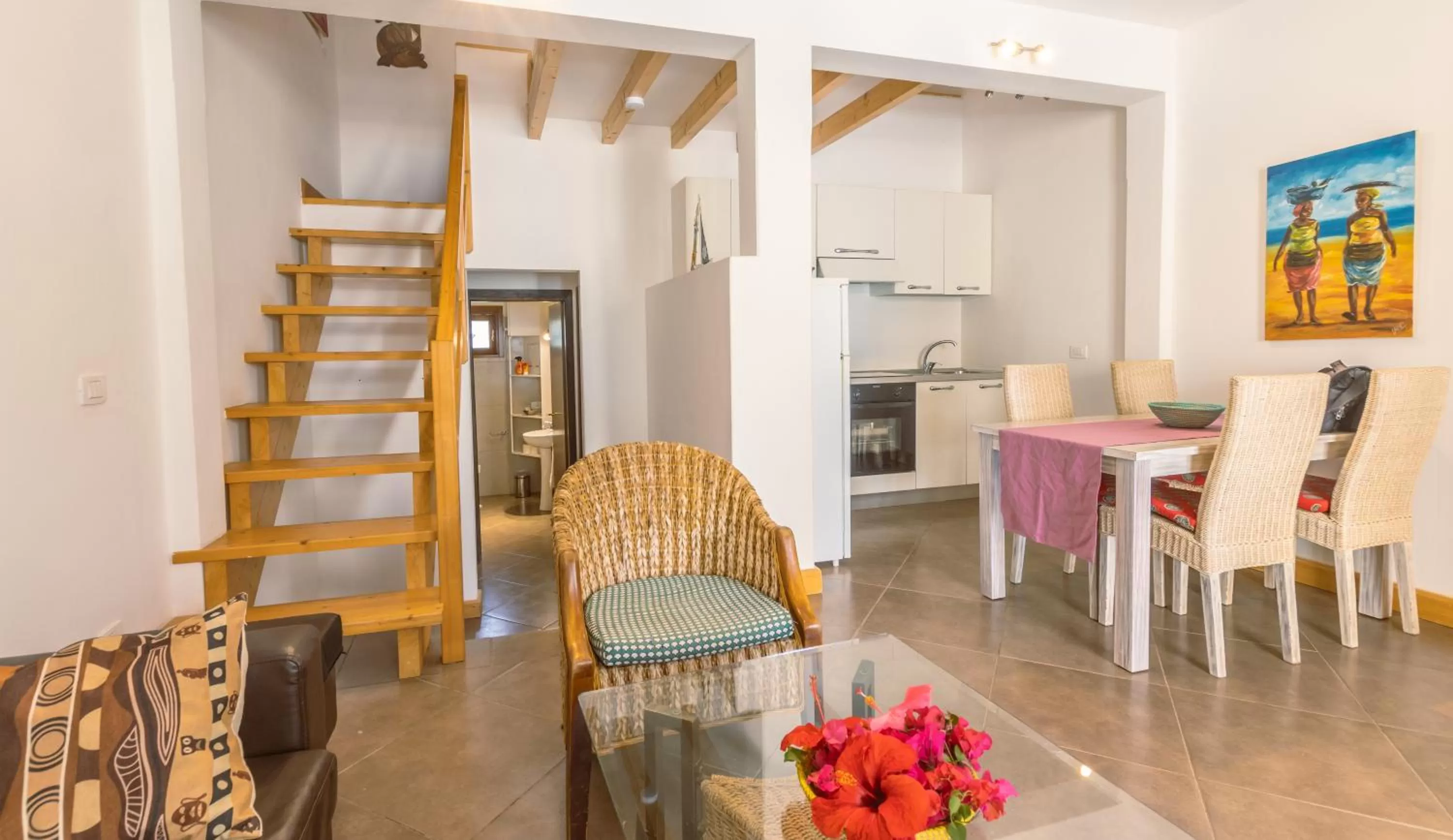 Living room, Dining Area in Porto Antigo Hotel BB