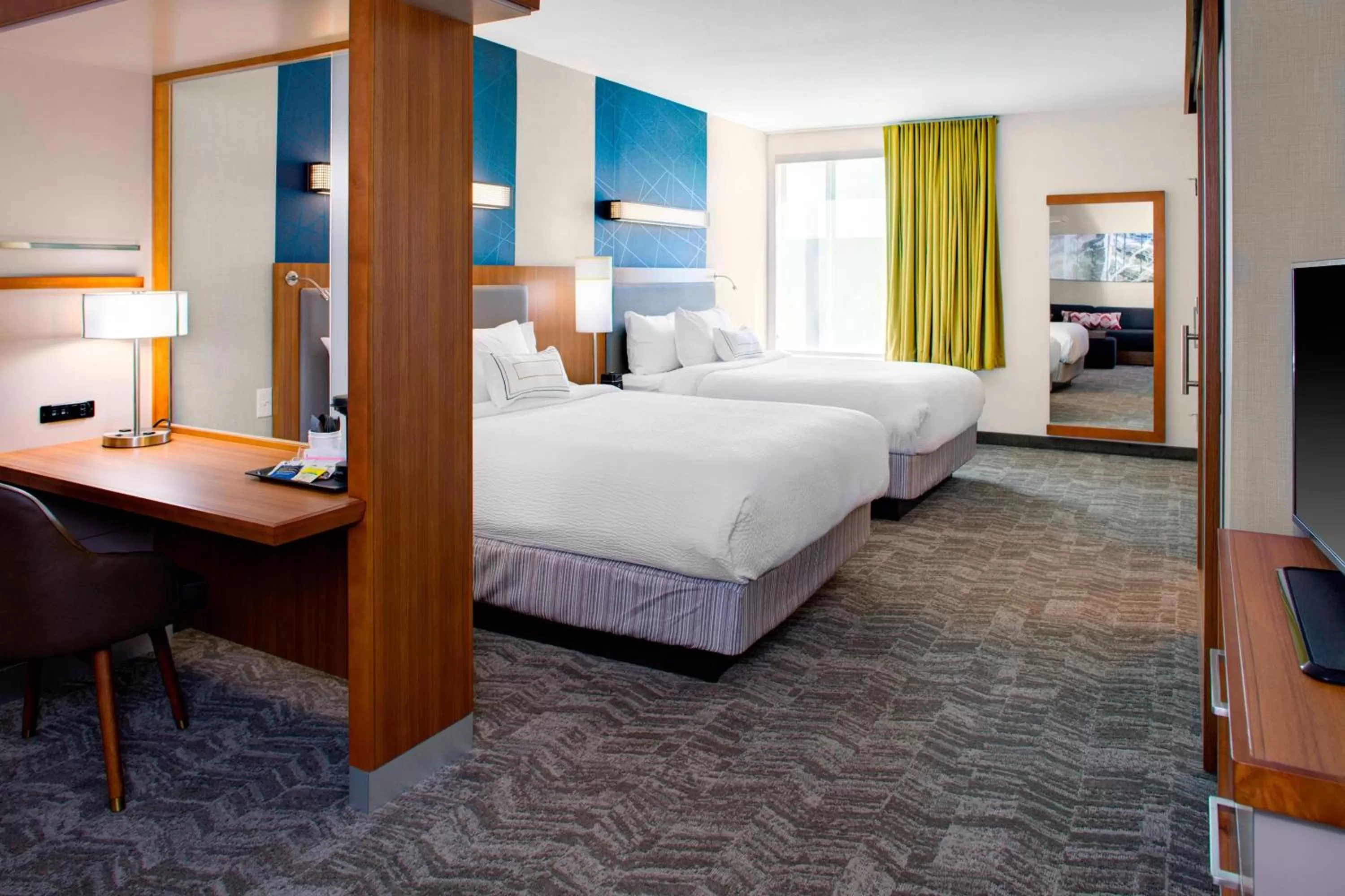 Photo of the whole room, Bed in SpringHill Suites by Marriott Kansas City Lenexa/City Center