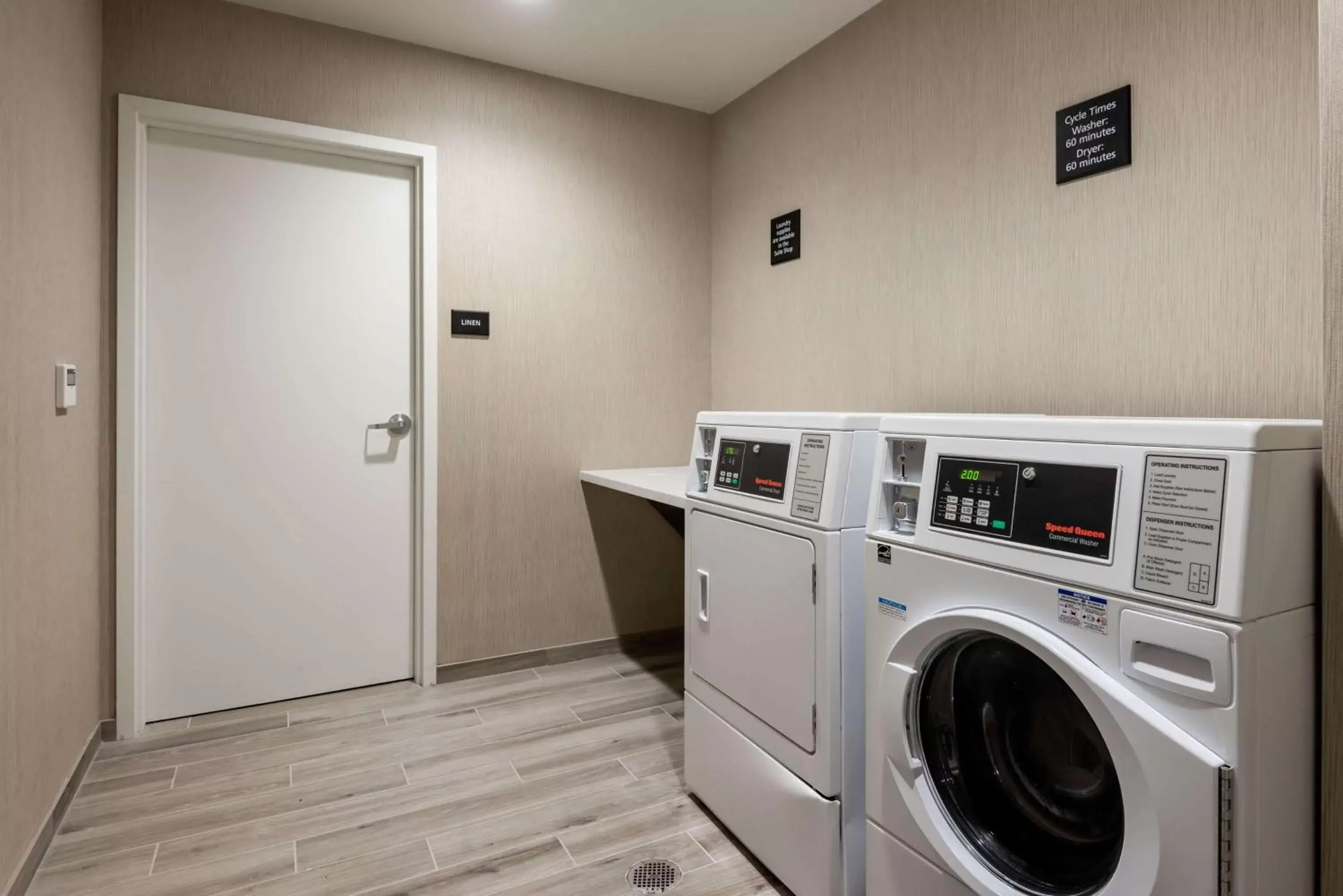 Sports in Hampton Inn Baltimore Bayview Campus Sports in Hampton Inn Baltimore Bayview Campus