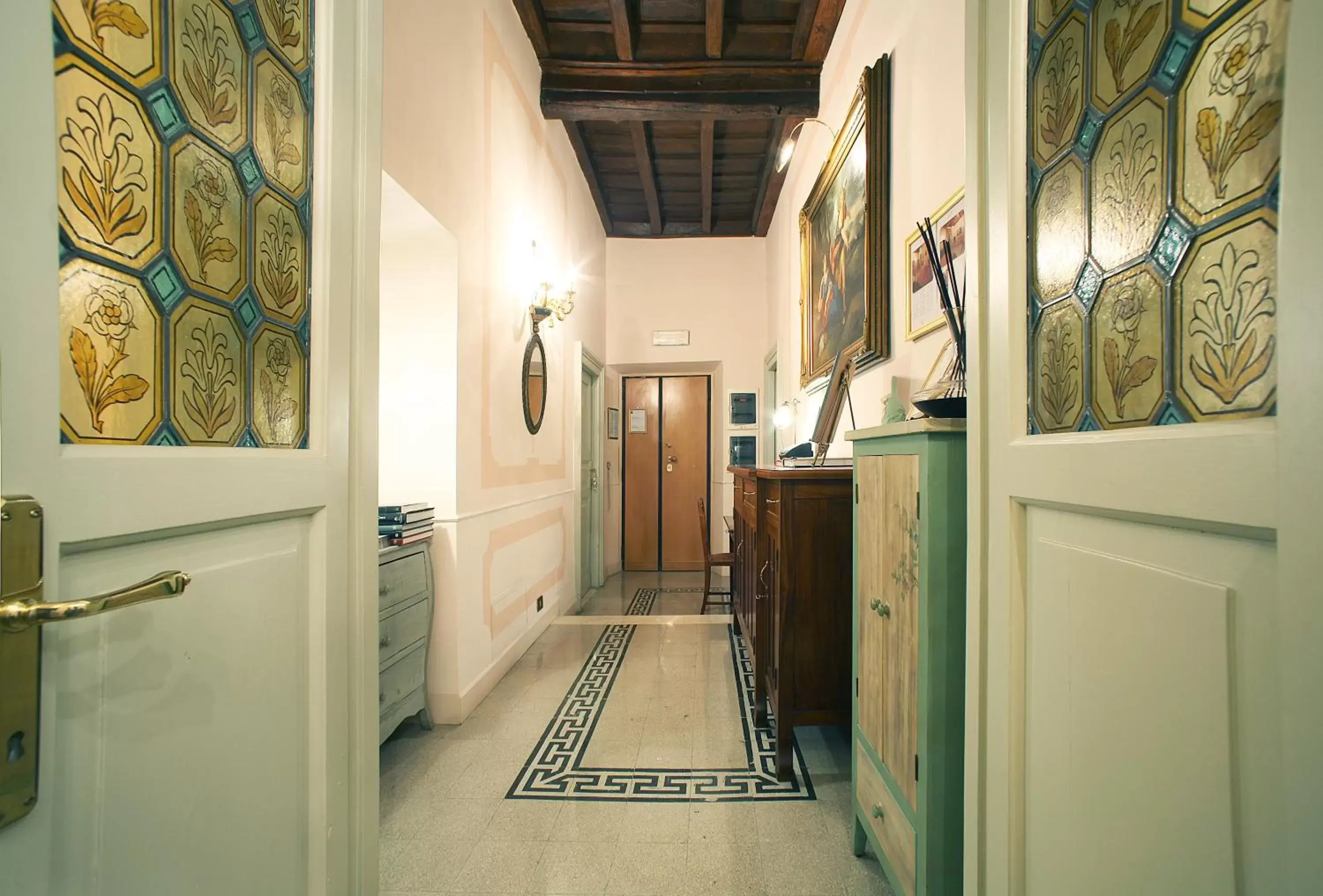 Lobby or reception, Kitchen/Kitchenette in La Maison Dell'Orologio