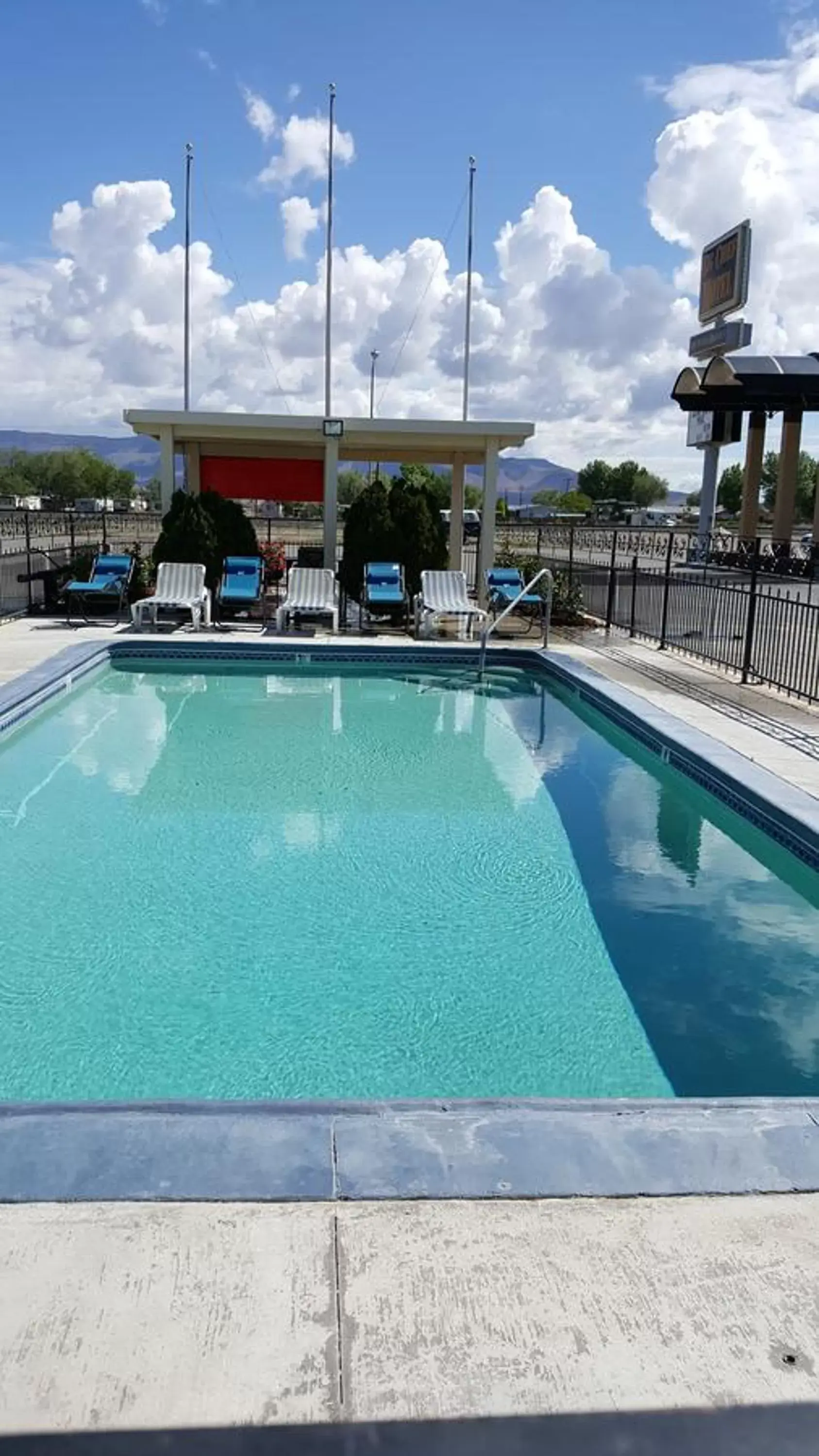 , Swimming Pool in Big Chief Motel