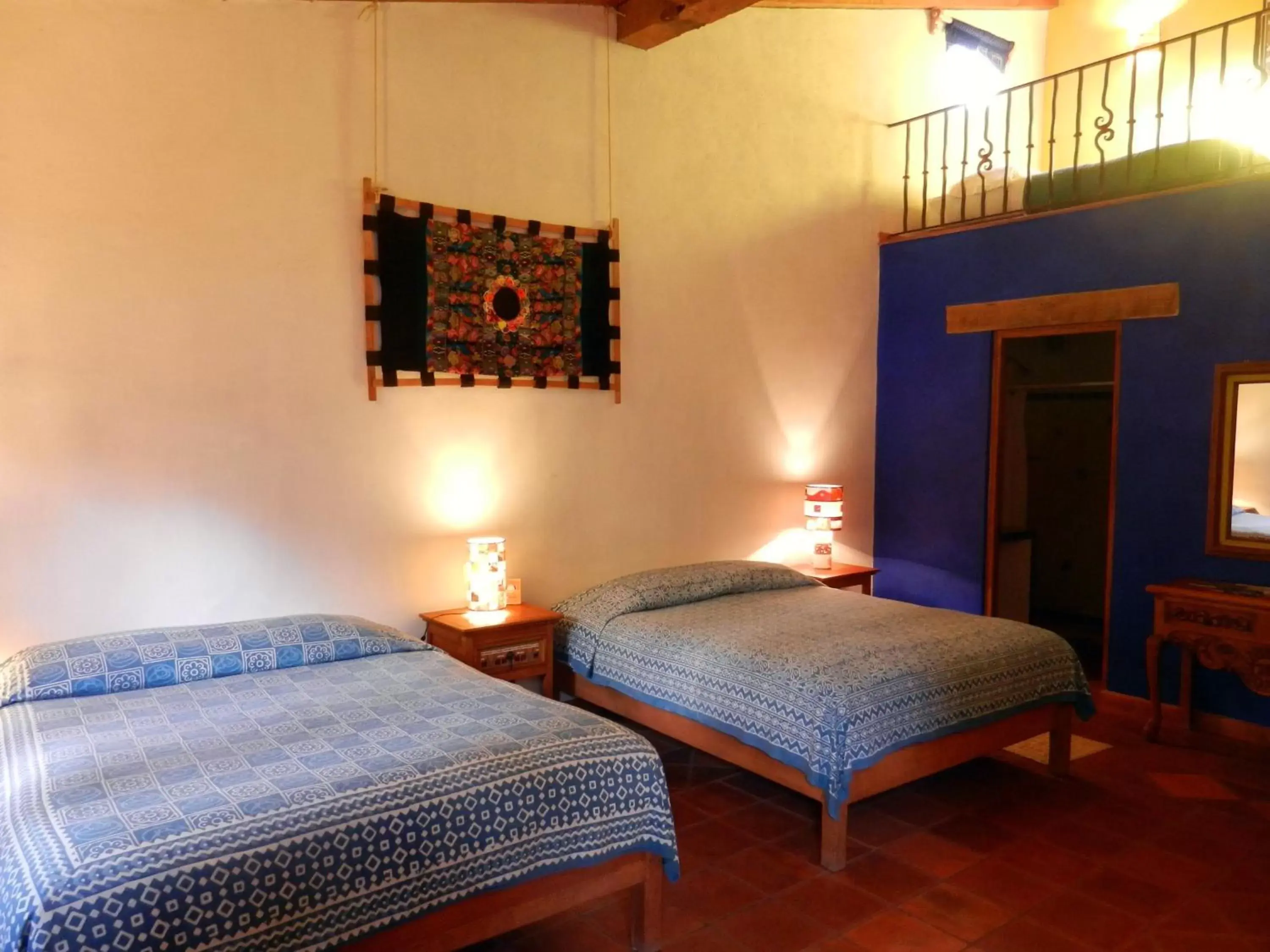 Decorative detail, Bed in Posada Yolihuani