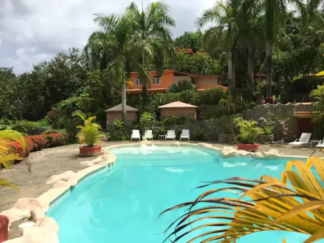 Swimming Pool in Hotel - Residencial Madrugada