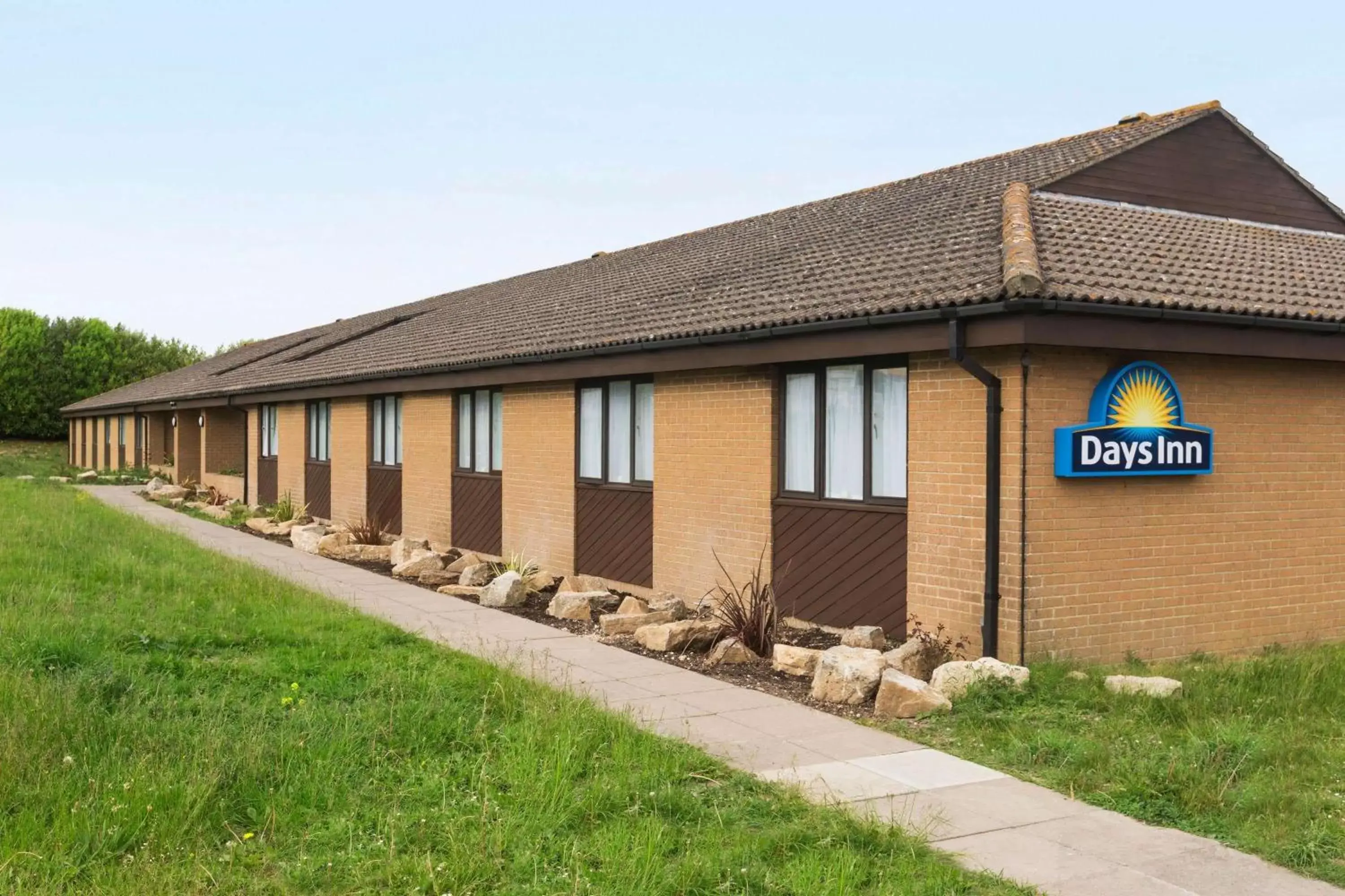 Property building in Days Inn Sutton Scotney South