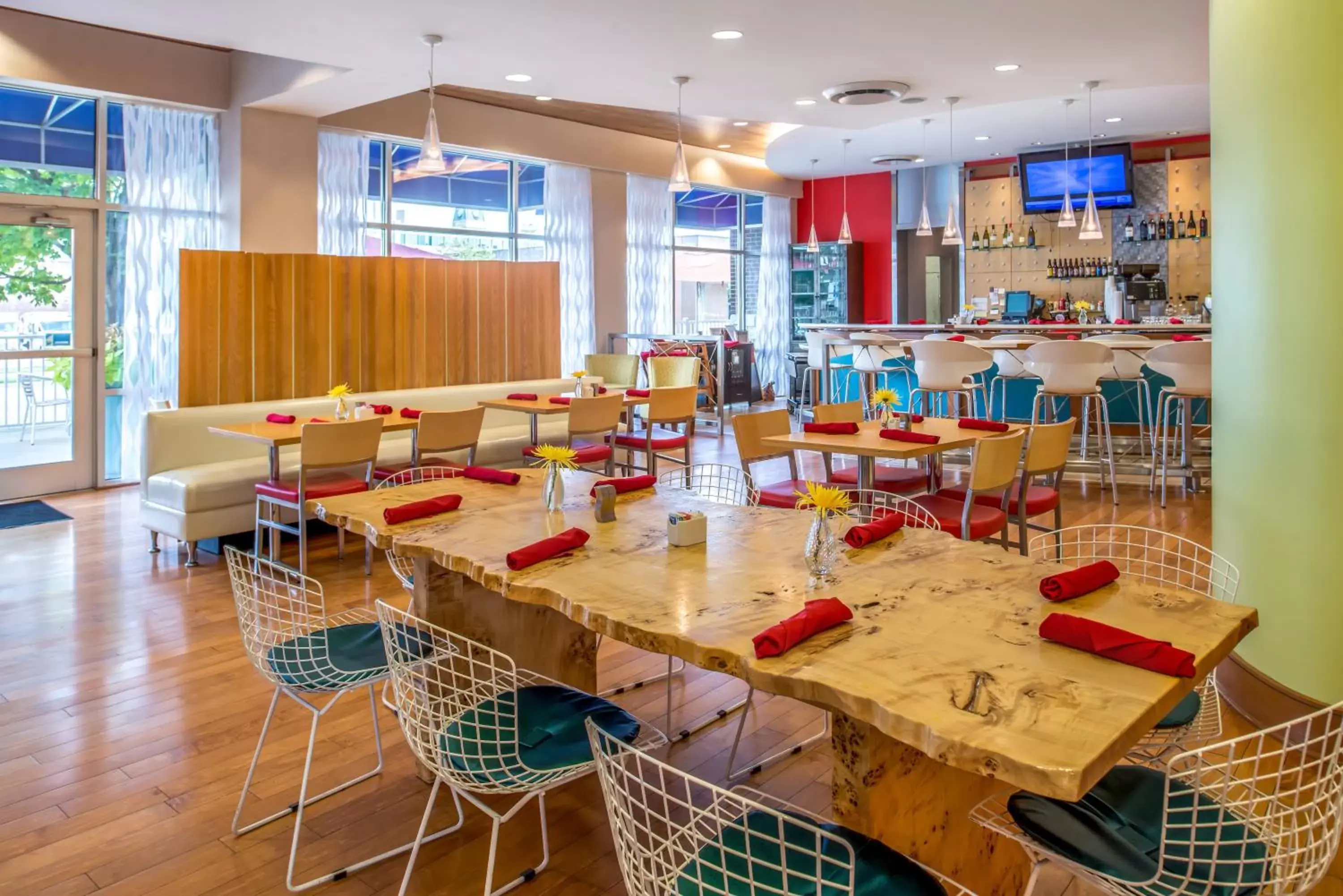 Restaurant/places to eat in Hotel Indigo Columbus Architectural Center by IHG Restaurant/places to eat in Hotel Indigo Columbus Architectural Center by IHG