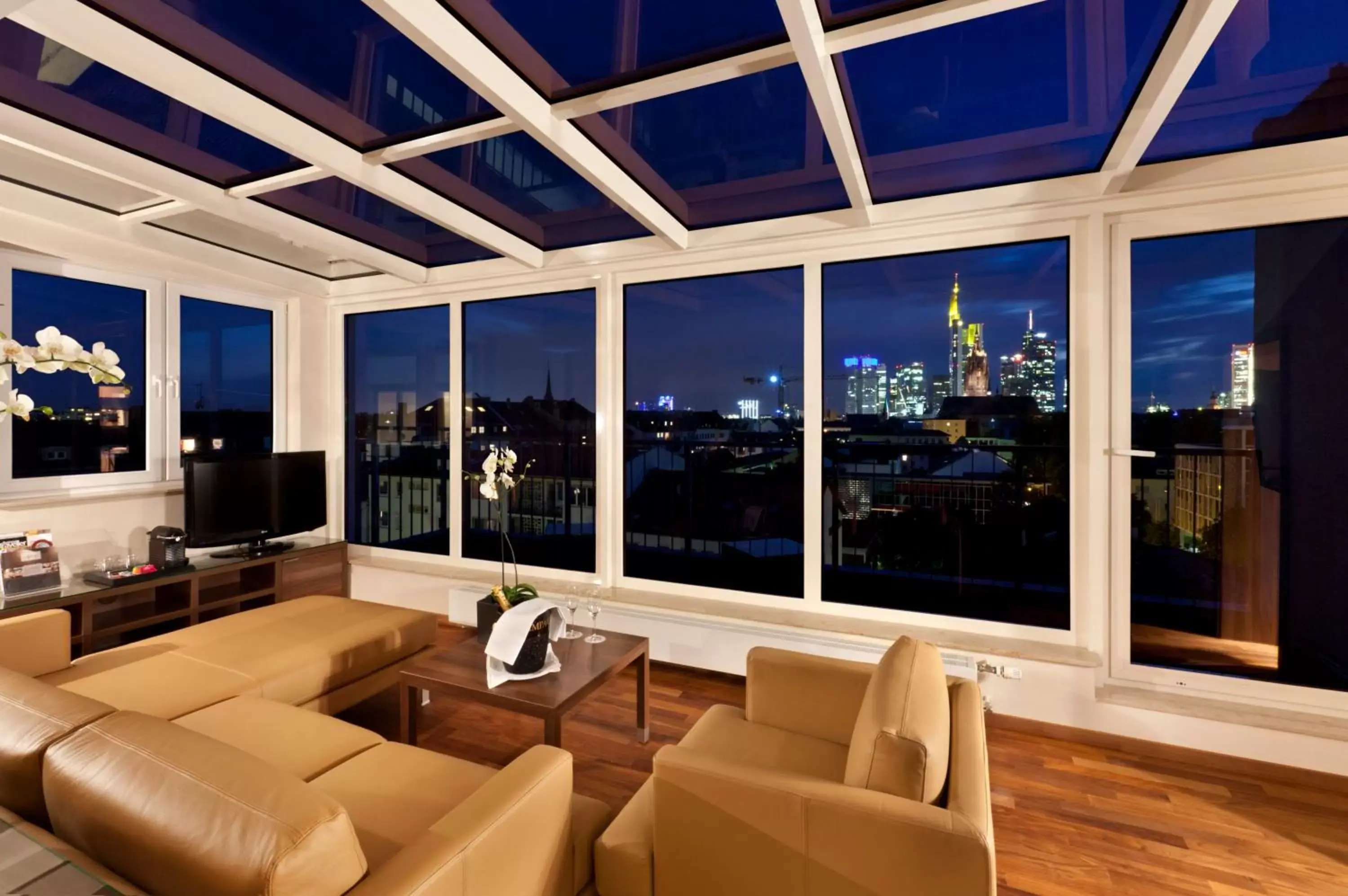 Banquet/Function facilities, Seating Area in Flemings Hotel Frankfurt Main-Riverside