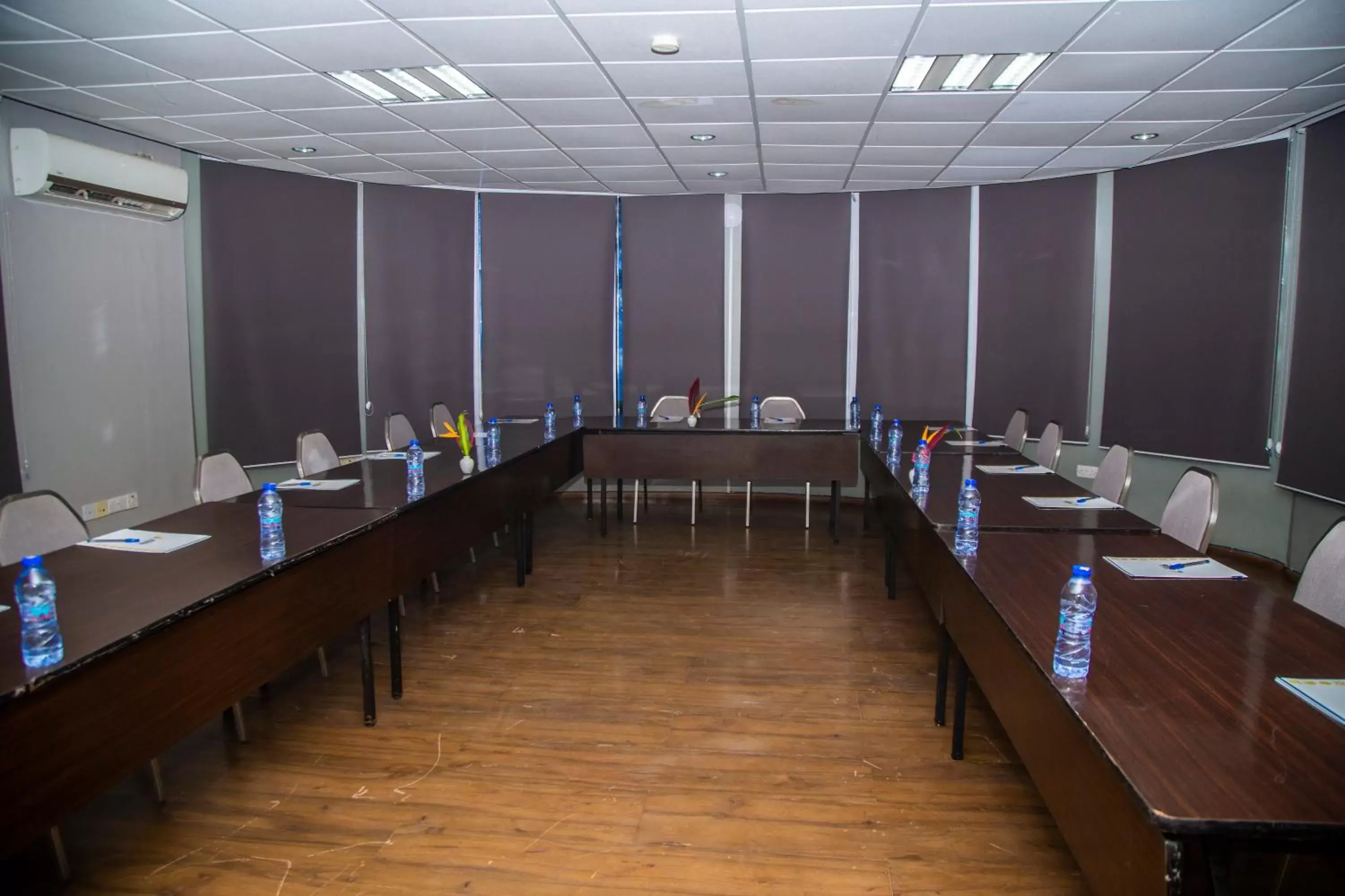 Meeting/conference room in Airside Hotel