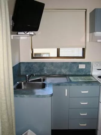 Kitchen or kitchenette, Kitchen/Kitchenette in Woolgoolga Beach Holiday Park