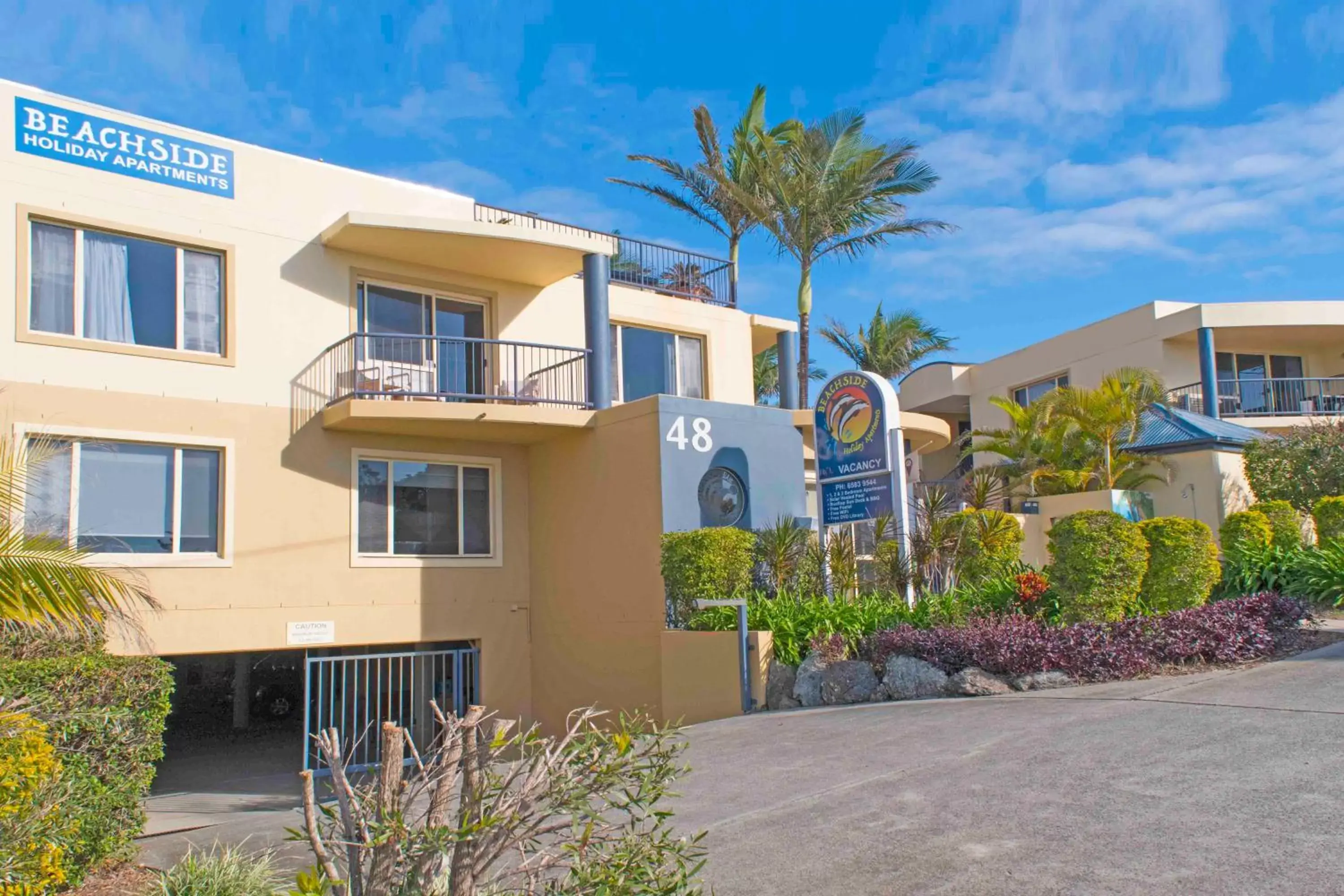 Facade/entrance, Property Building in Beachside Holiday Apartments