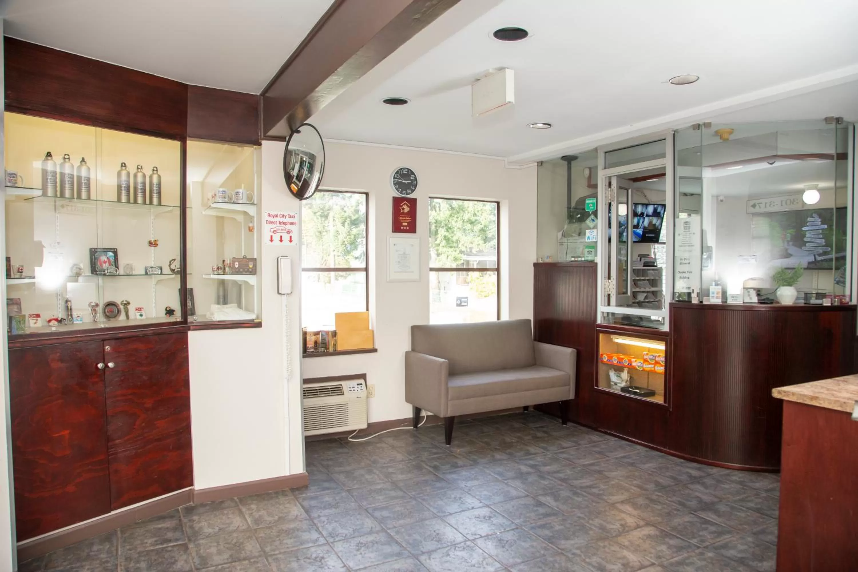 Lobby or reception in Happy Day Inn