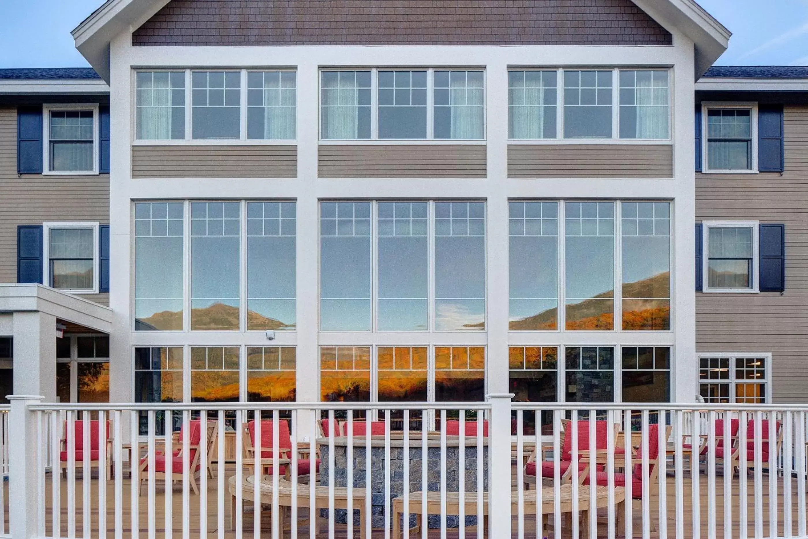 Patio, Property Building in The Glen House