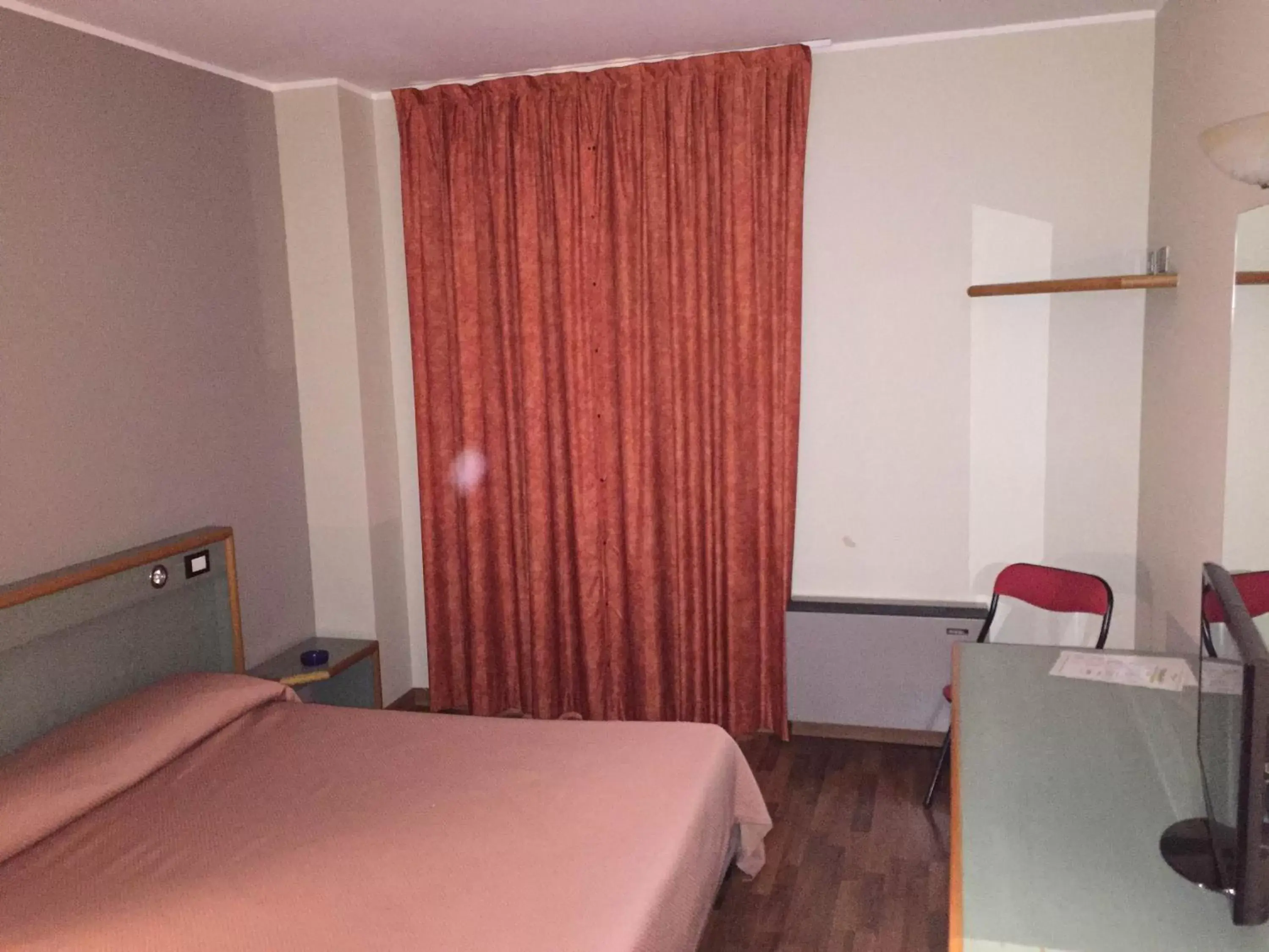 Photo of the whole room, Bed in Orzihotel