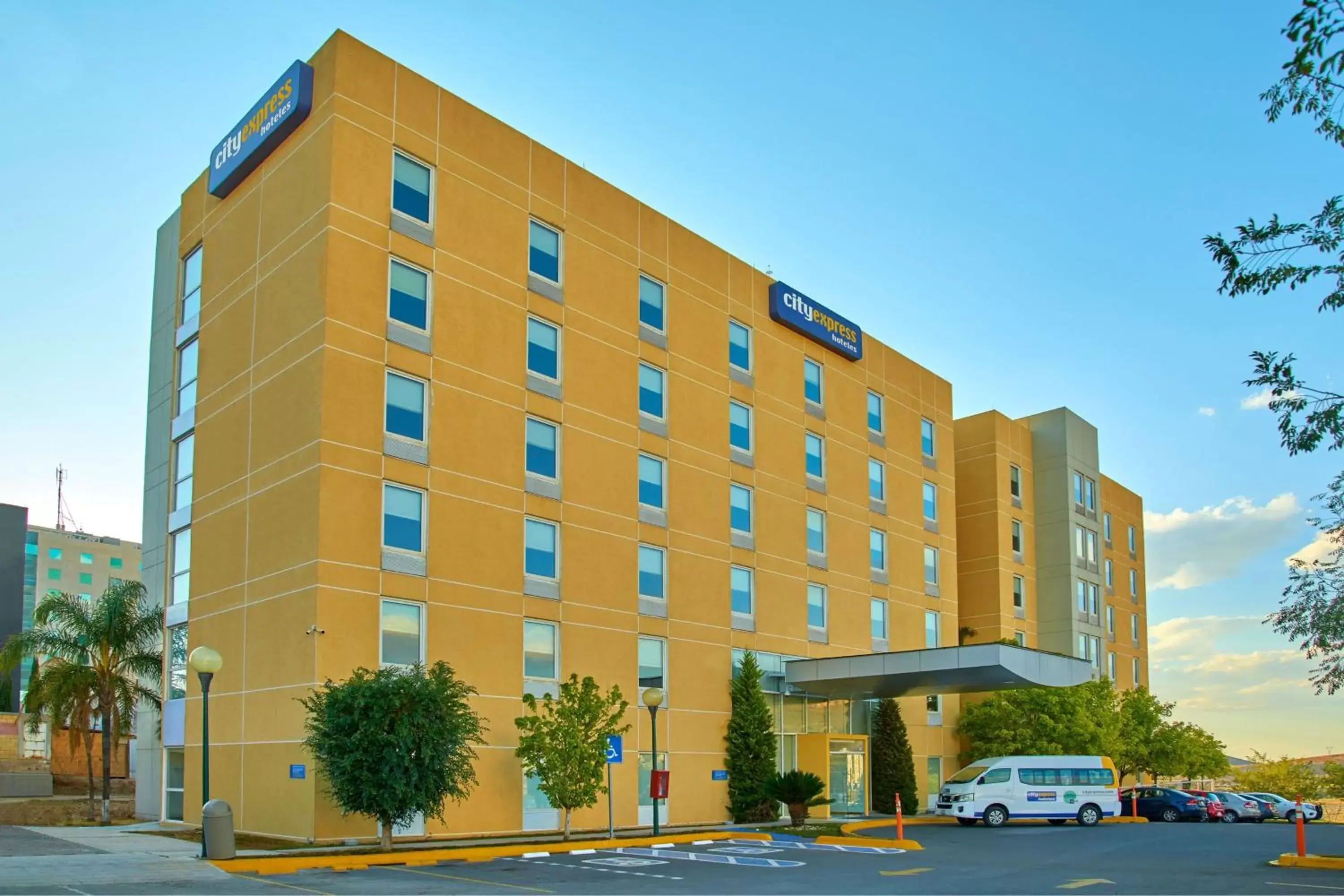 Property Building in City Express by Marriott Zacatecas
