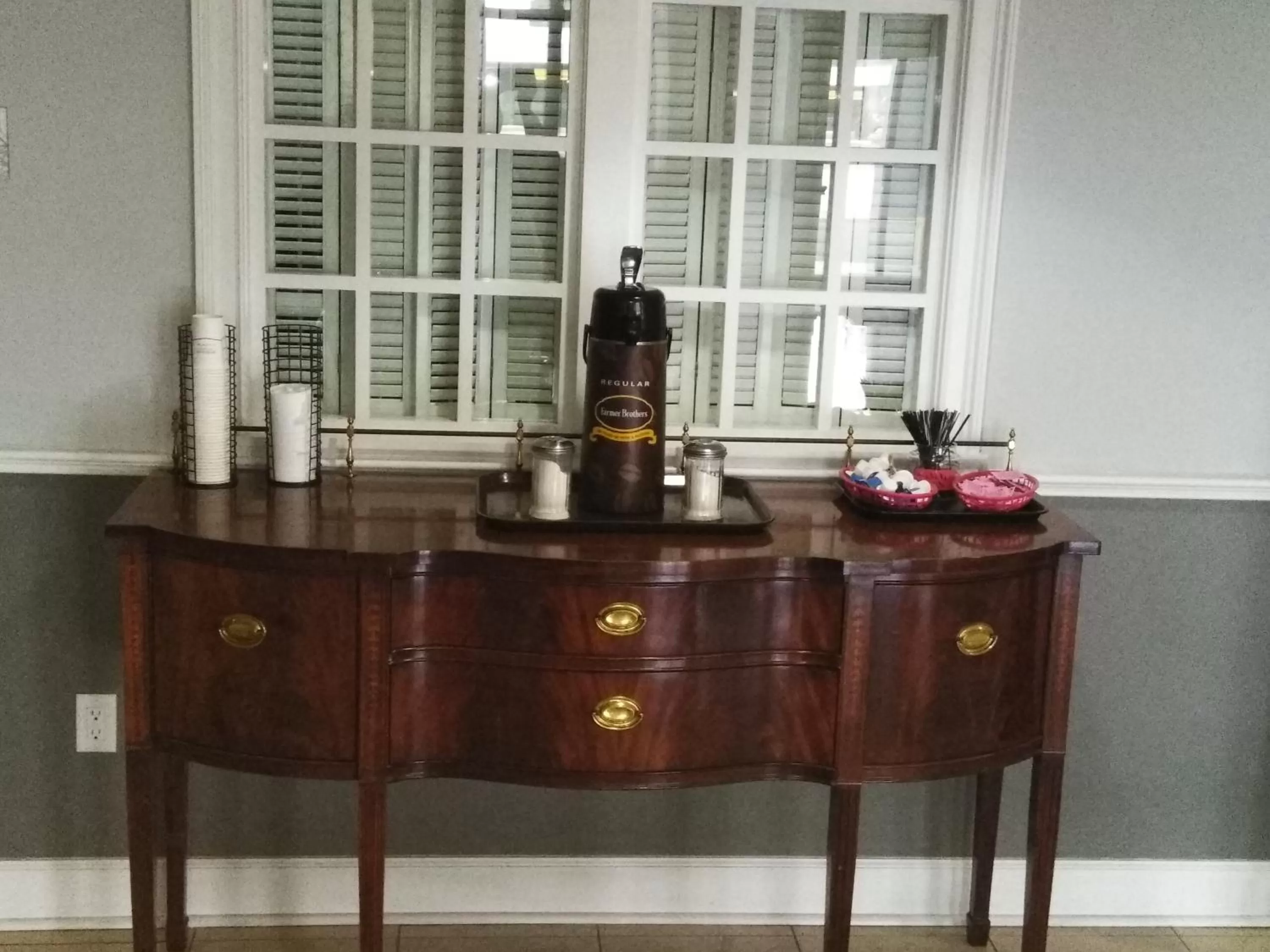 Lobby or reception in Ramada by Wyndham Henderson/Evansville