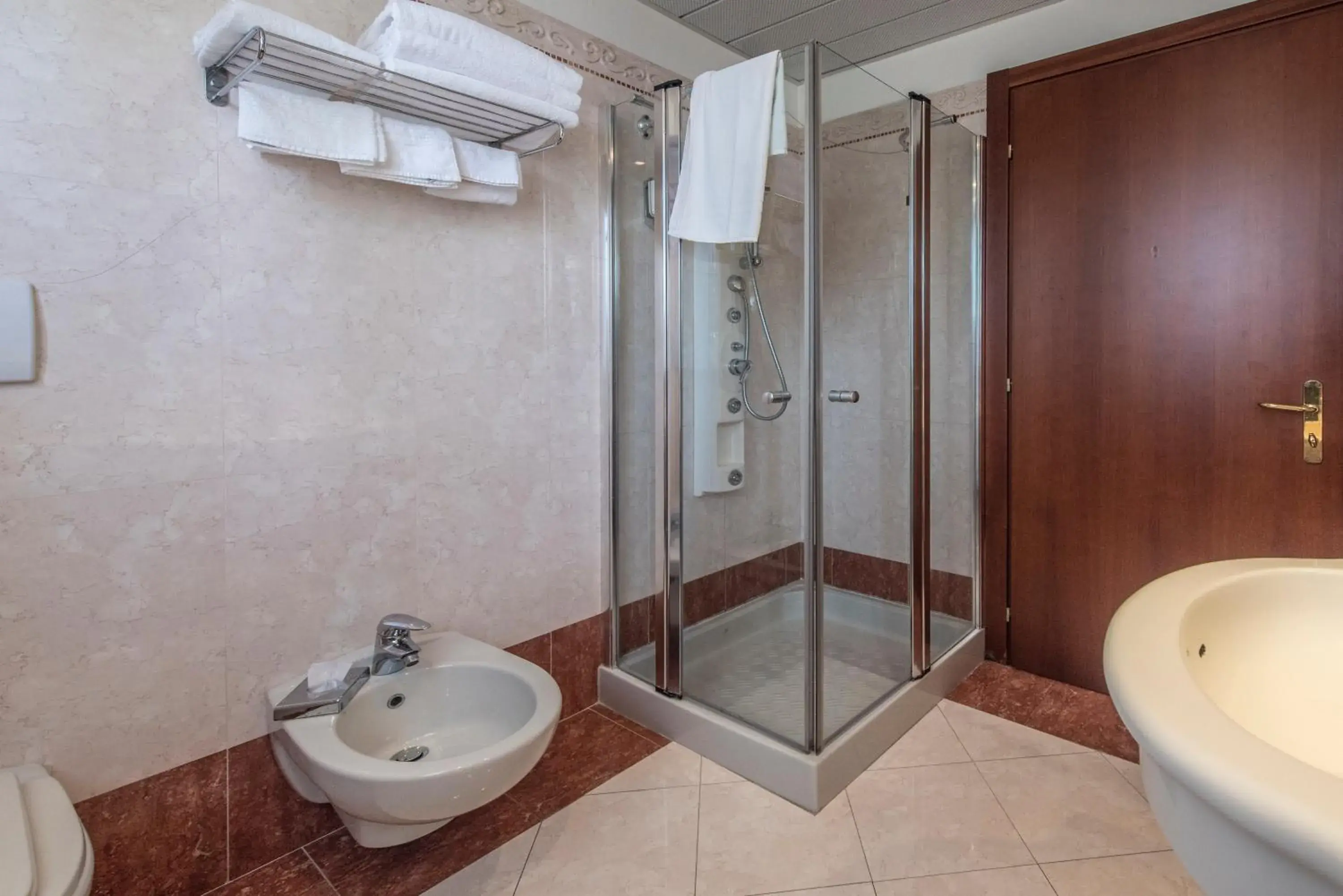 Bathroom in Admiral Hotel Villa Erme