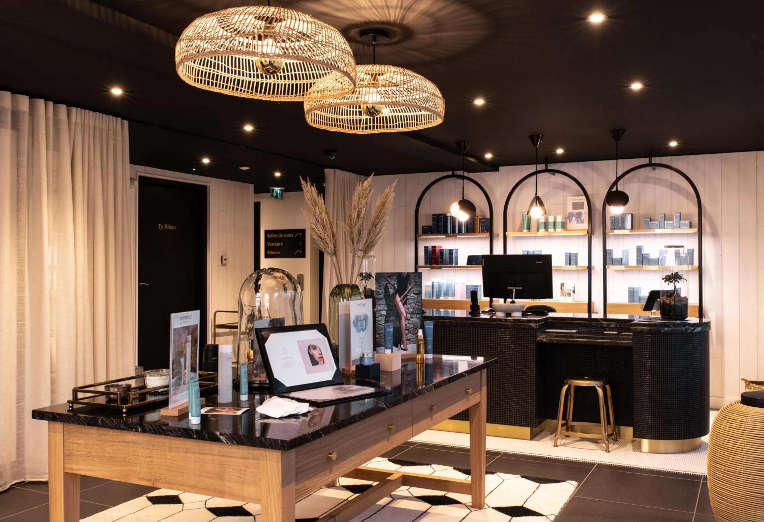 On-site shops in Le Celtique & Spa