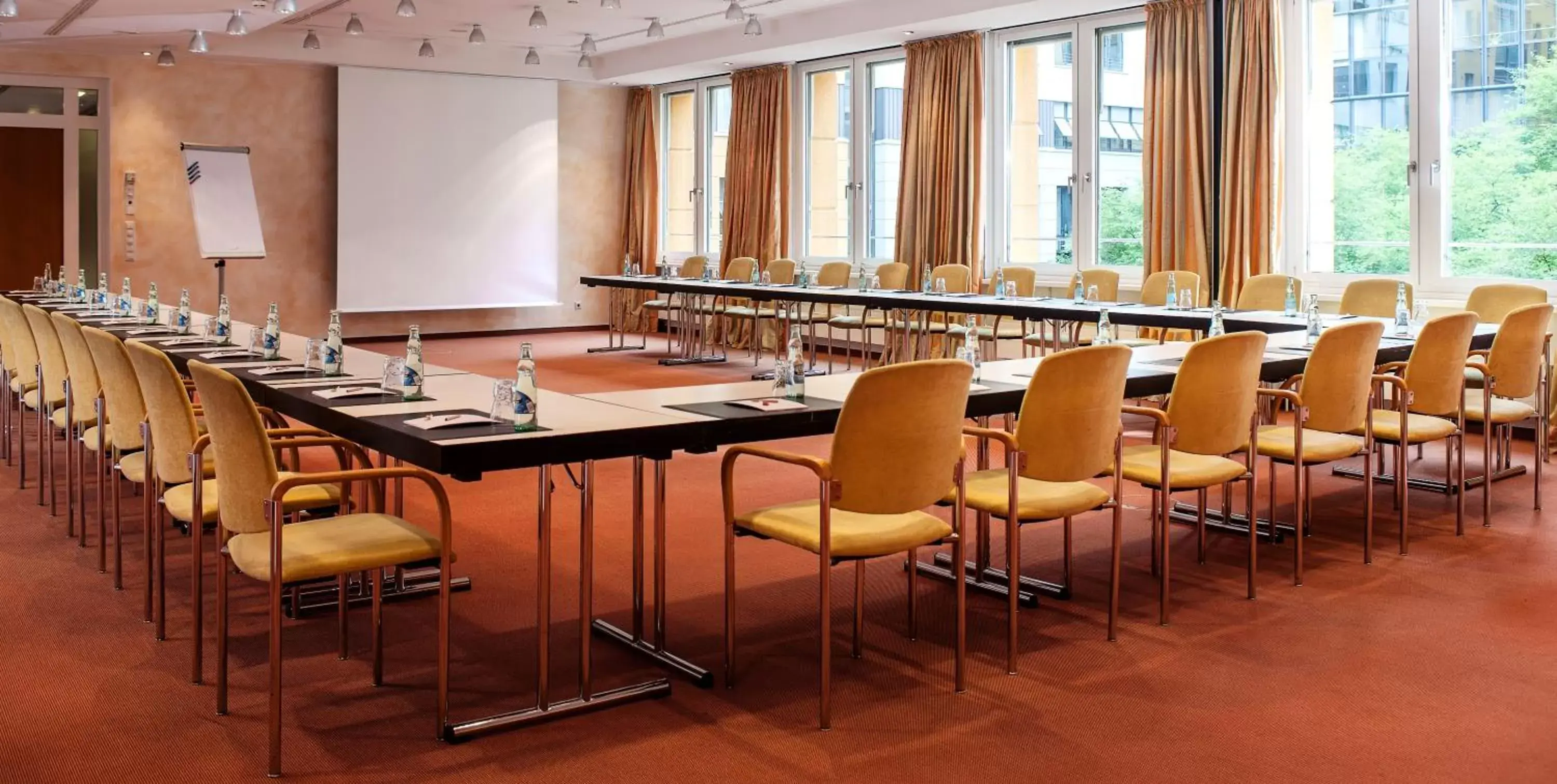 Business facilities in Hotel Elbflorenz Dresden