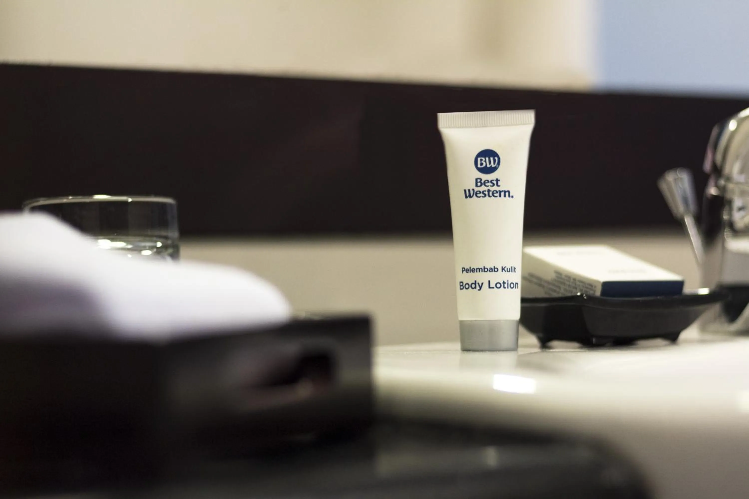 Bathroom in Best Western Mangga Dua Hotel & Residence