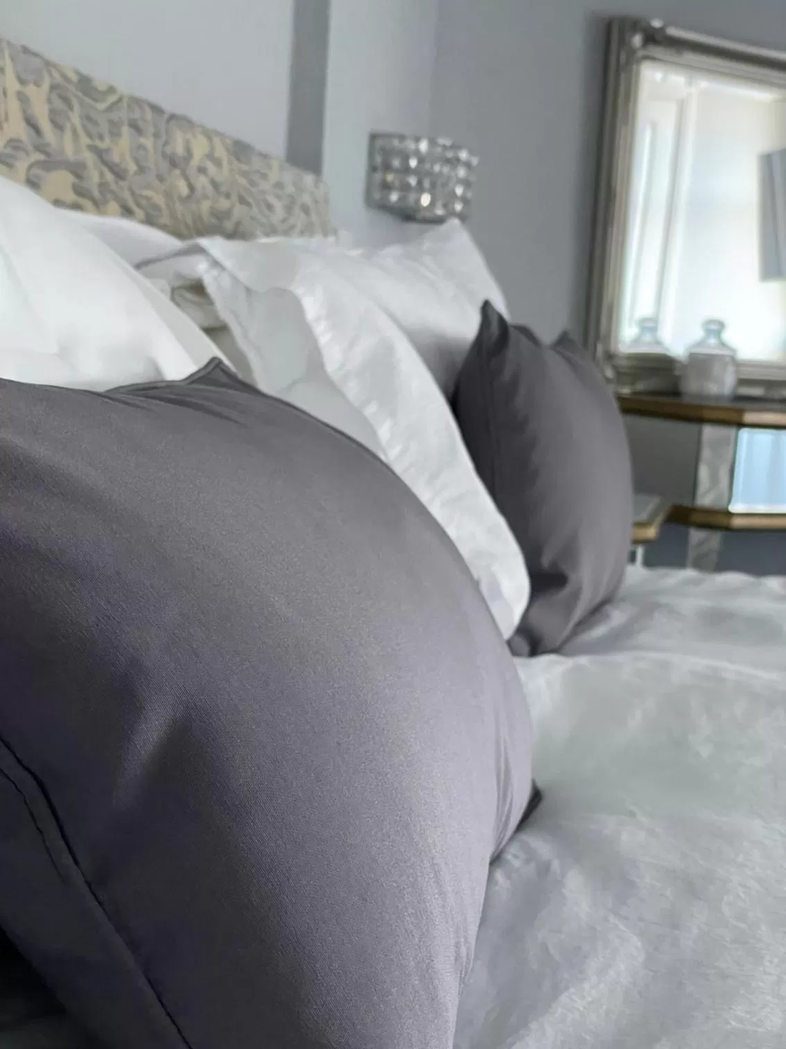 Bed in The Whittington and Cat