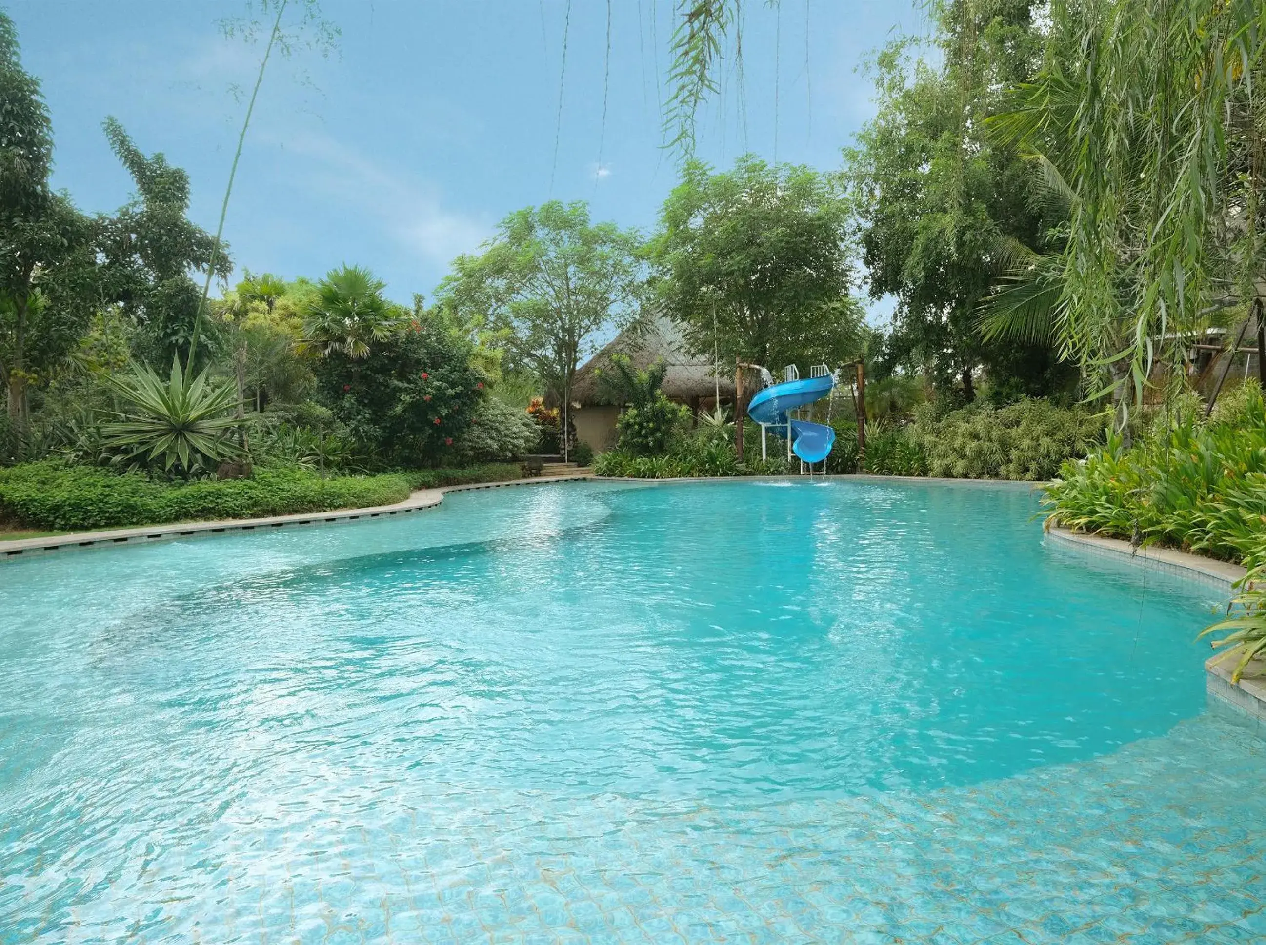 Swimming Pool in Royal Tulip Springhill Resort Jimbaran